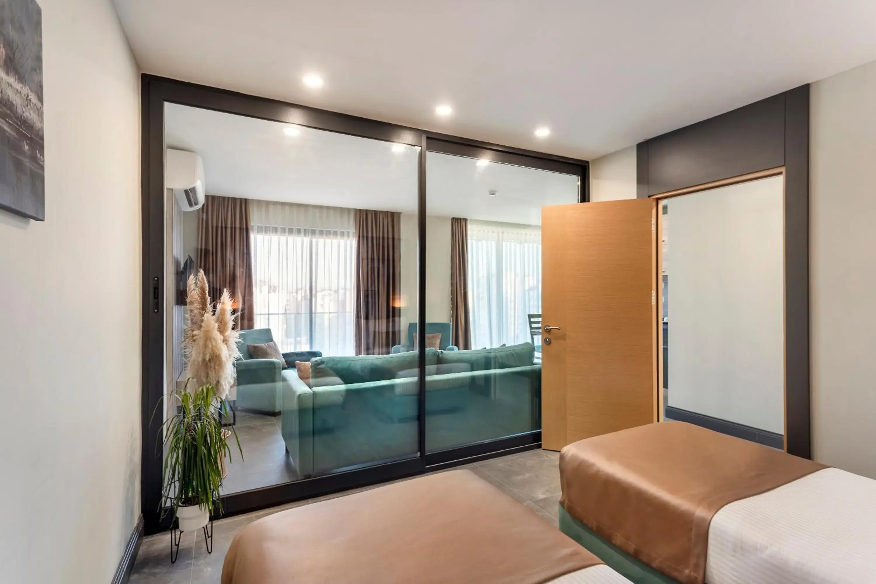 Family Room with Balcony in RODINN Park Hotel Family Room with Balcony in RODINN Park Hotel