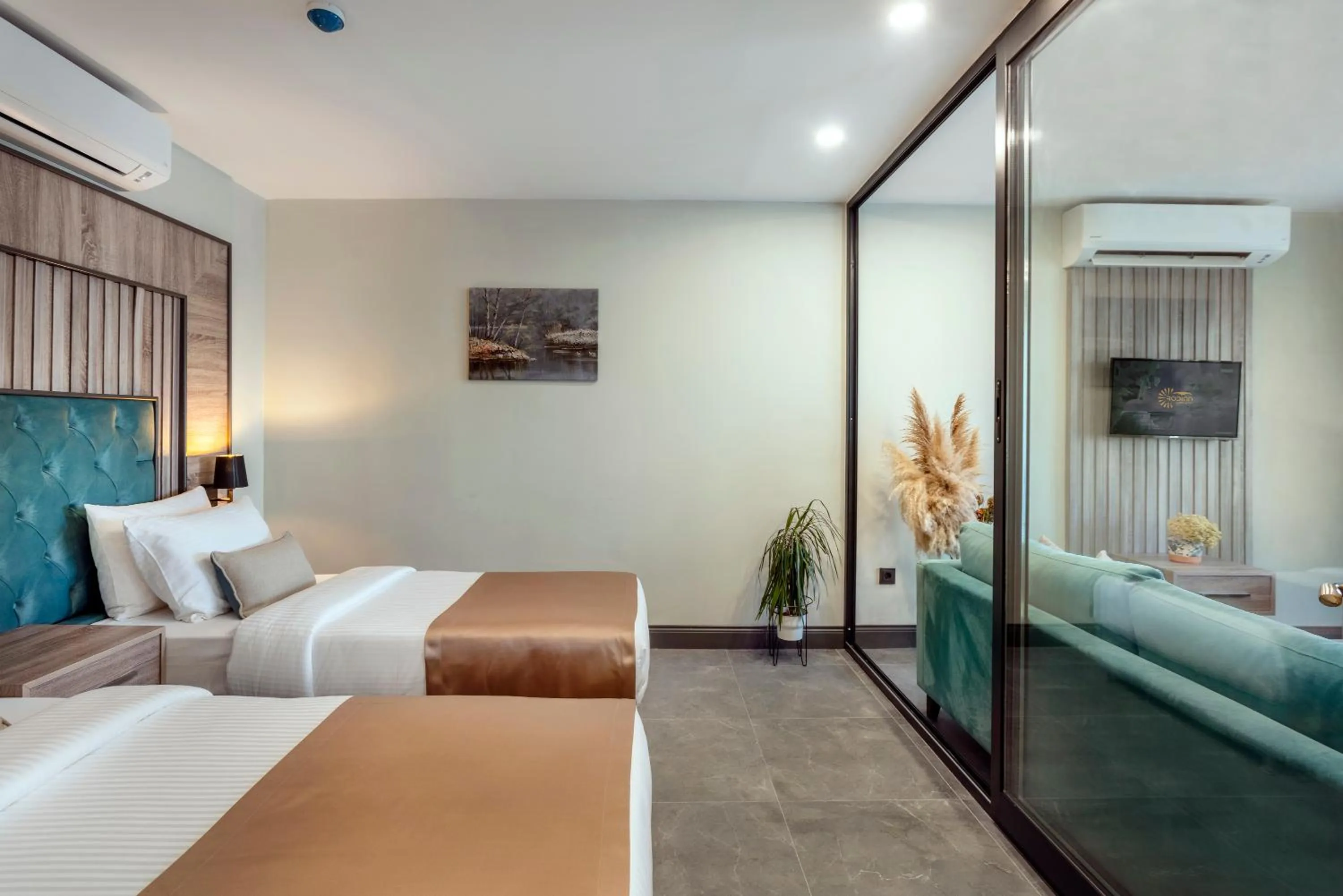 Photo of the whole room, Bed in RODINN Park Hotel