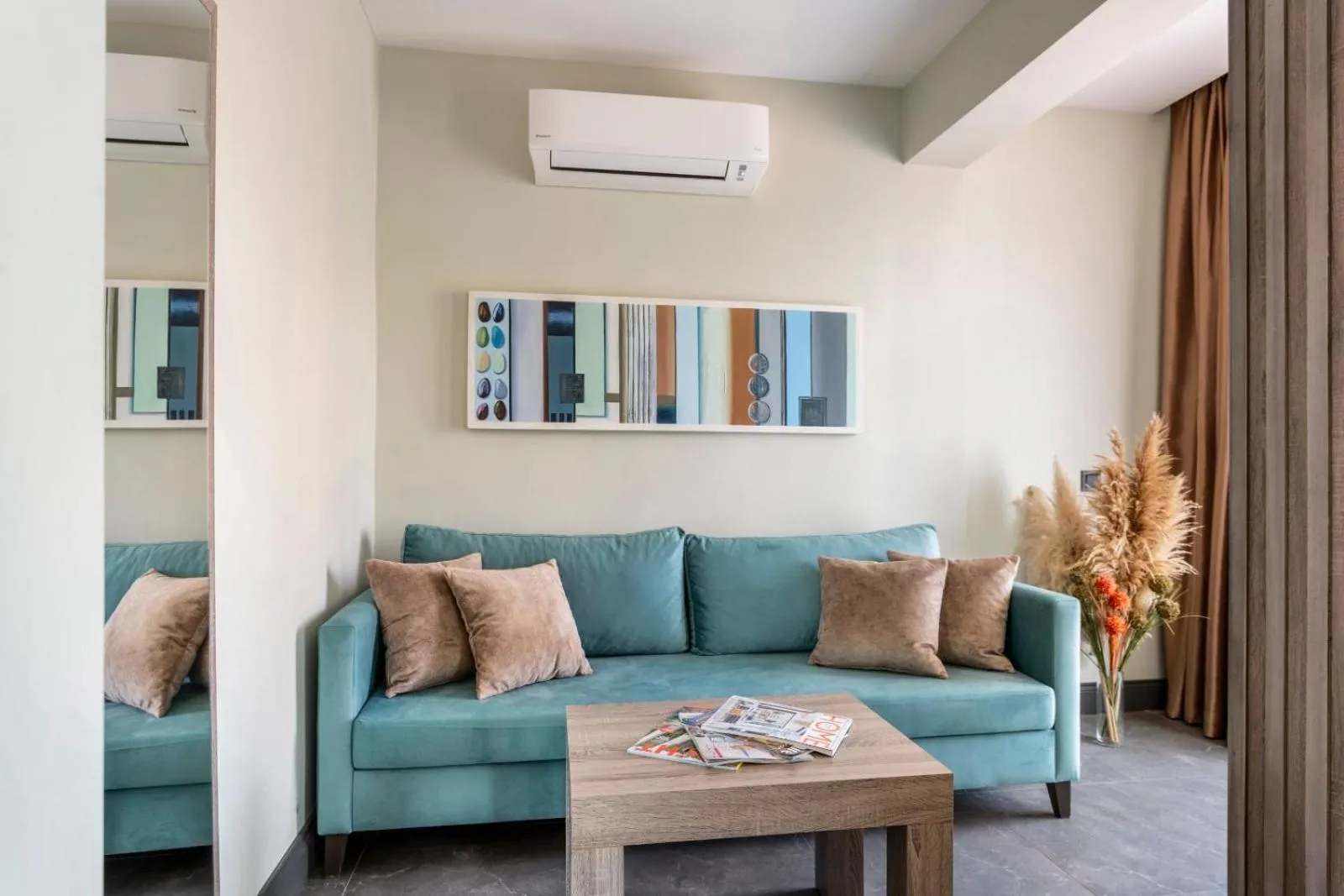 Seating area in RODINN Park Hotel