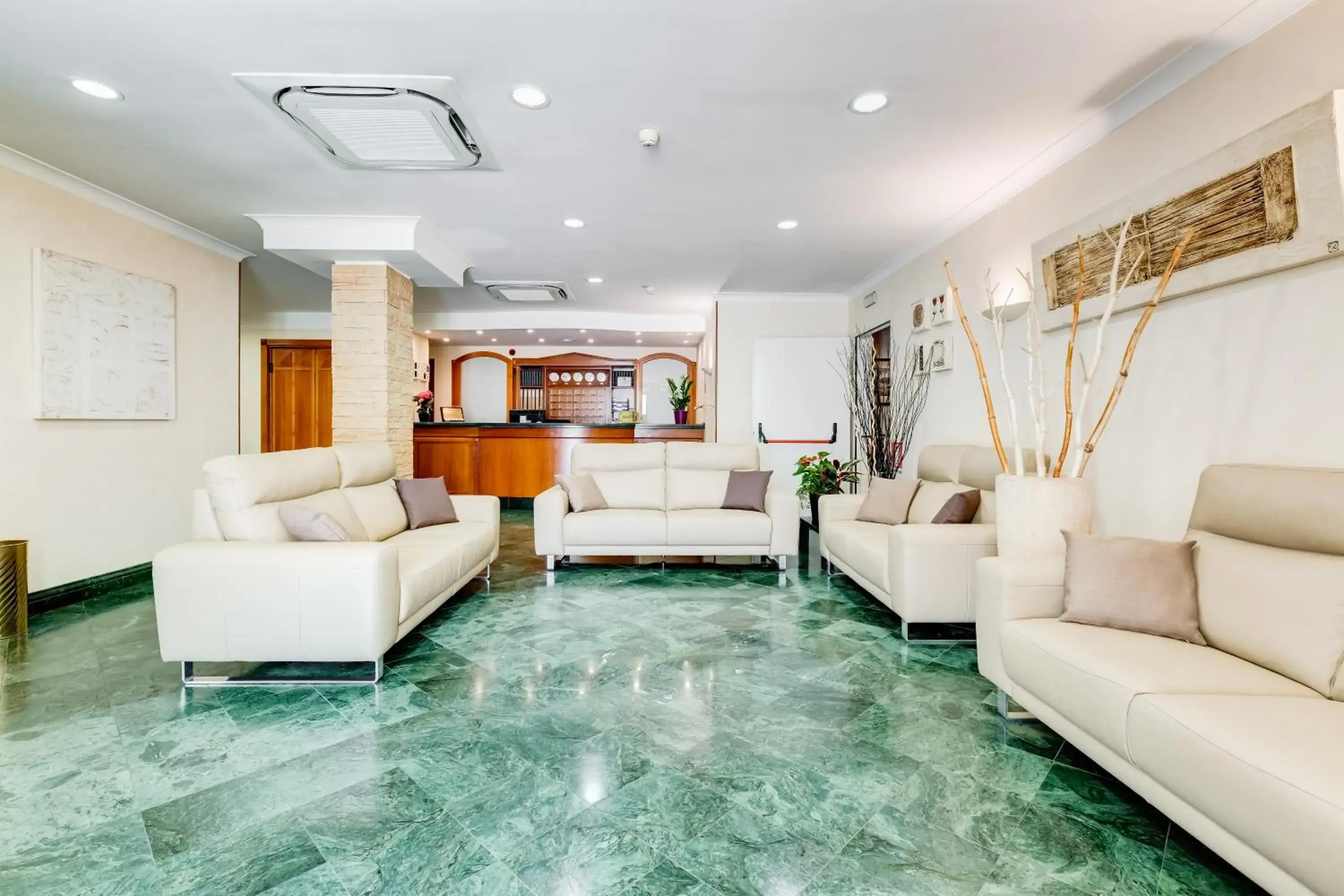 Lobby or reception in Romoli Hotel Lobby or reception in Romoli Hotel