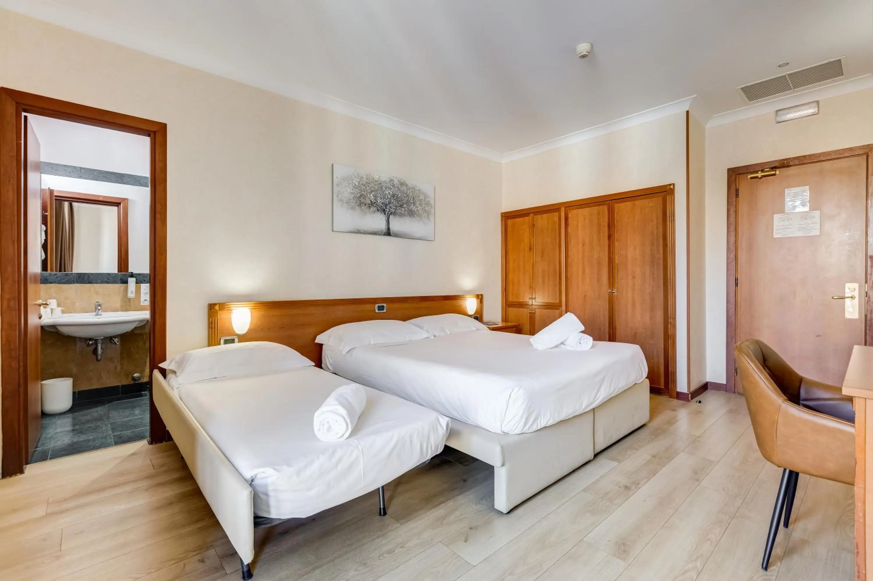 Bed in Romoli Hotel