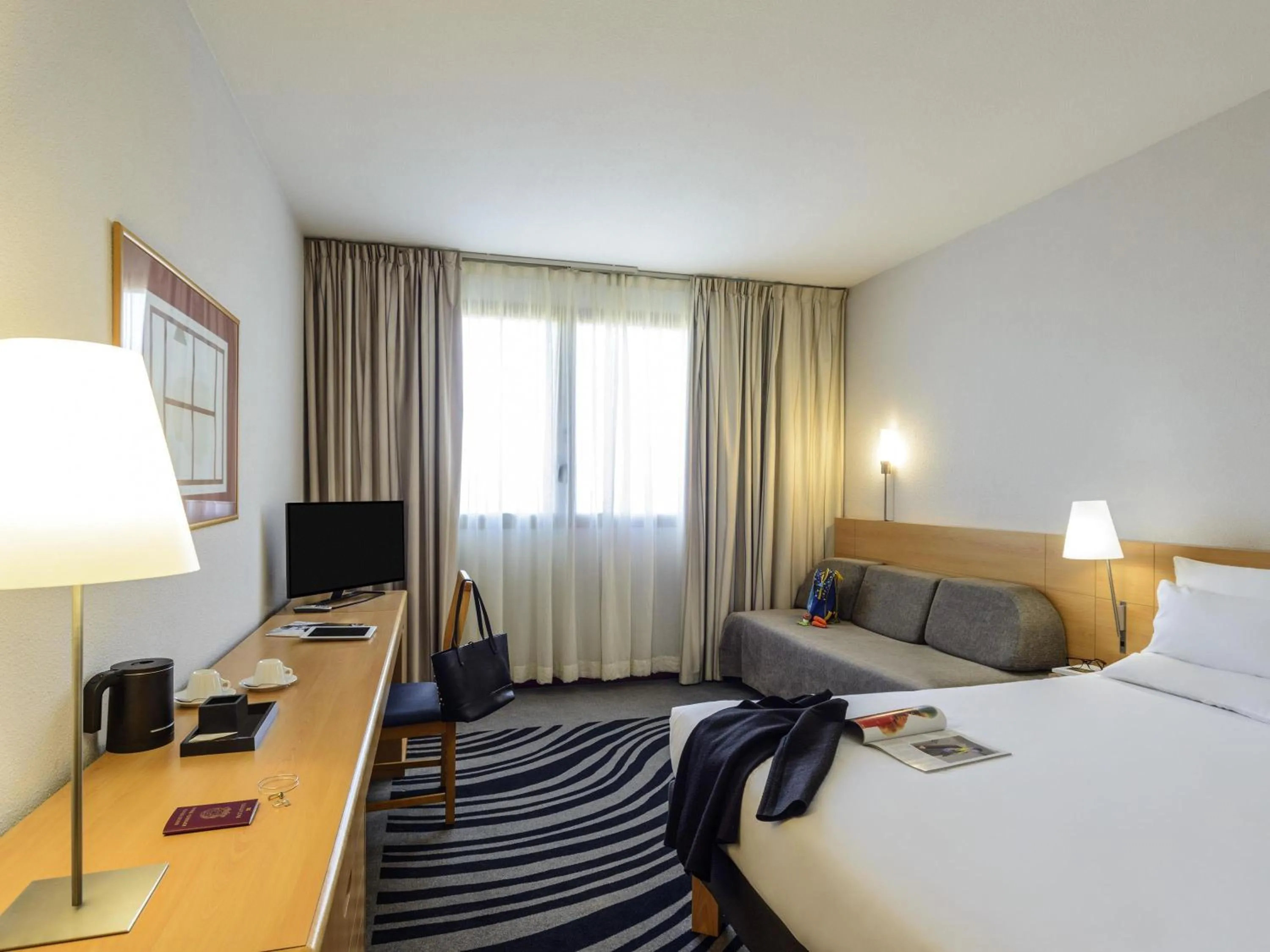 Bedroom, Bed in Novotel Torino Corso Giulio Cesare