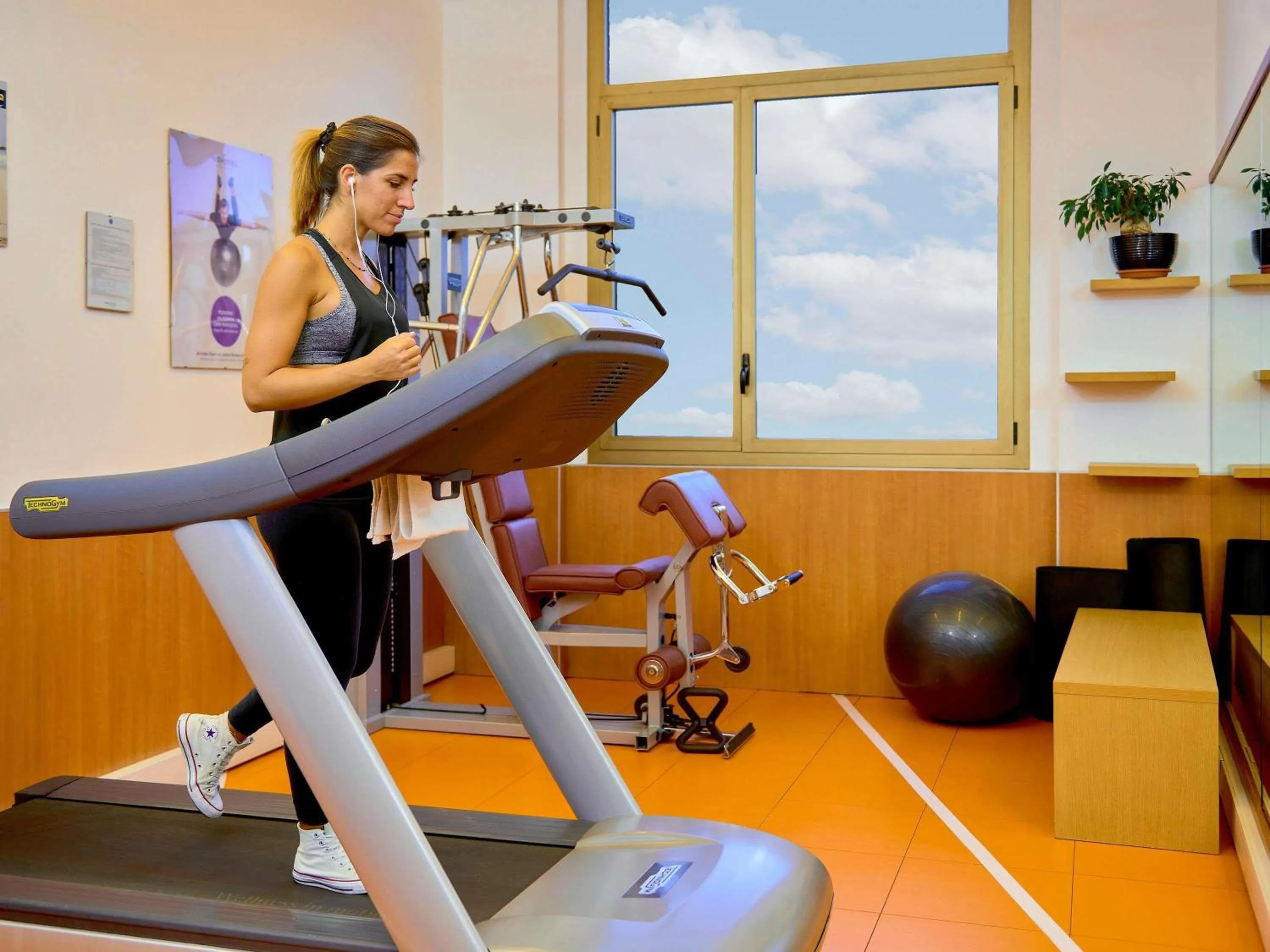 Fitness centre/facilities in Novotel Torino Corso Giulio Cesare