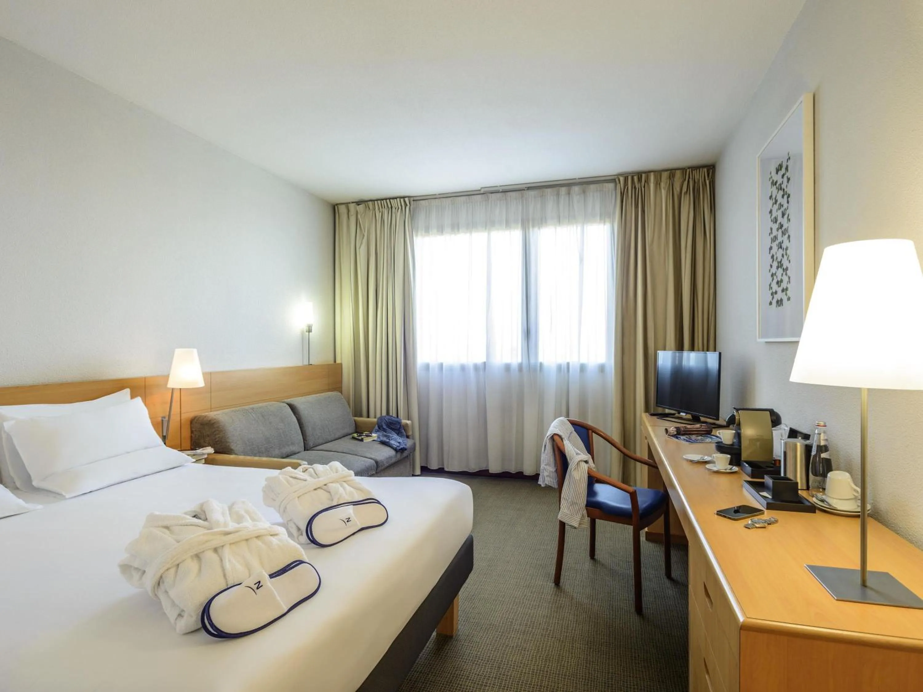 Bedroom, Bed in Novotel Torino Corso Giulio Cesare