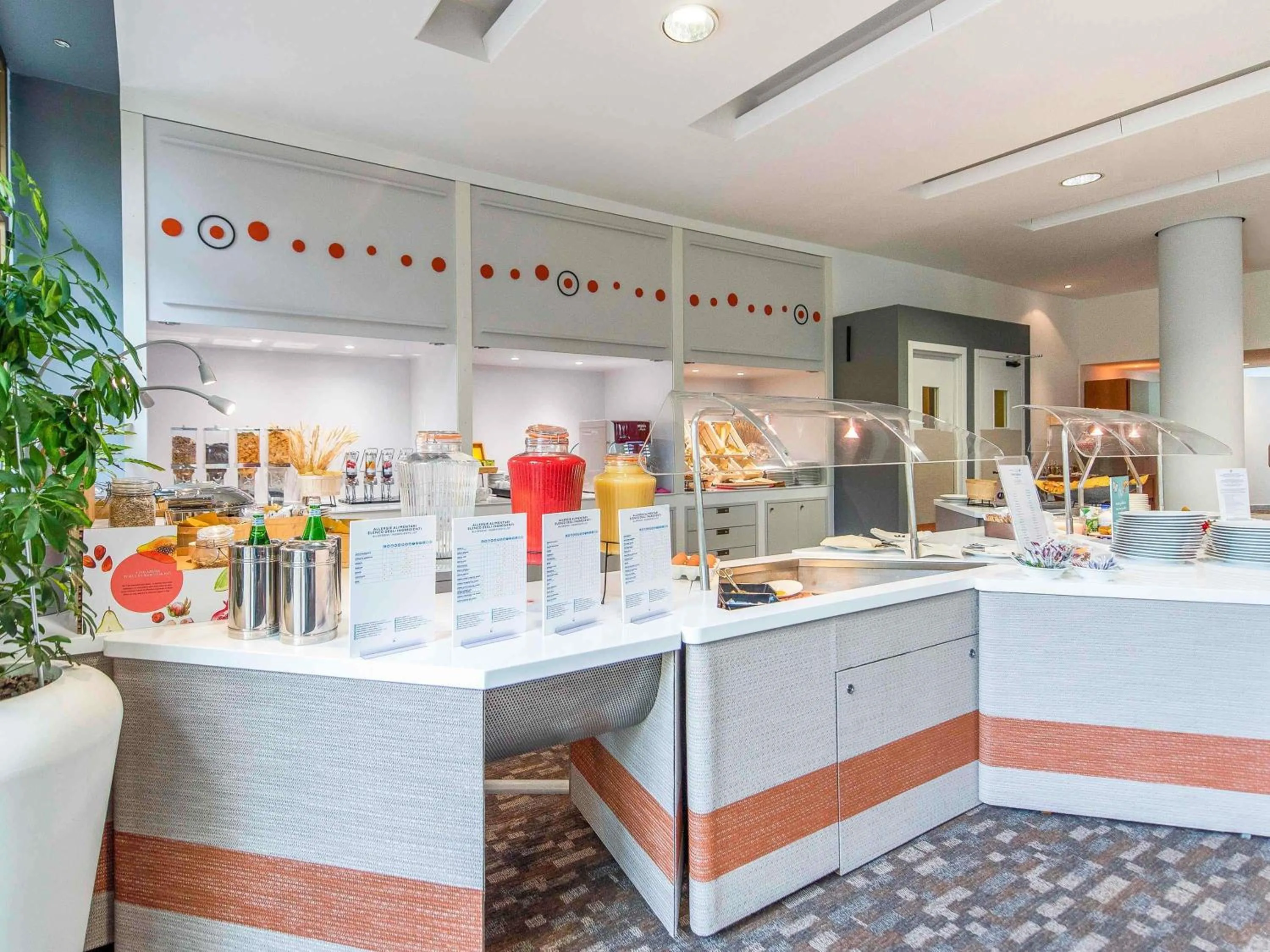 Breakfast in Novotel Torino Corso Giulio Cesare