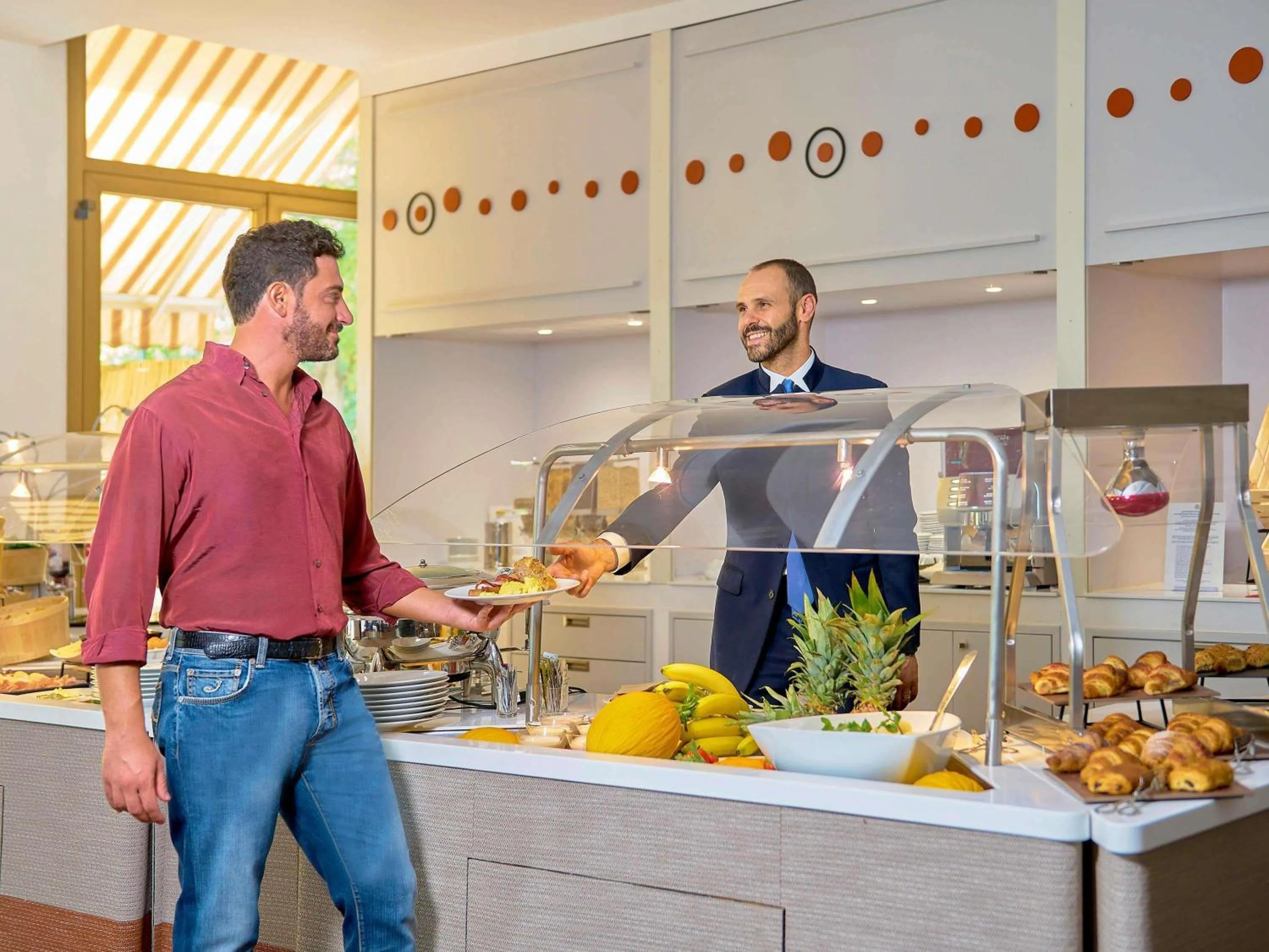 Breakfast in Novotel Torino Corso Giulio Cesare