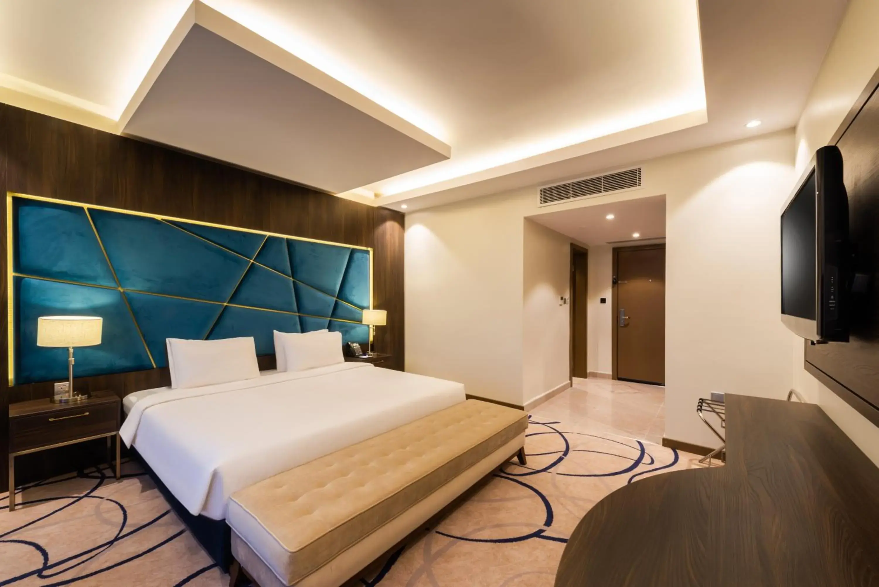 Bedroom, Bed in Warwick Riyadh Al Wezarat Bedroom, Bed in Warwick Riyadh Al Wezarat