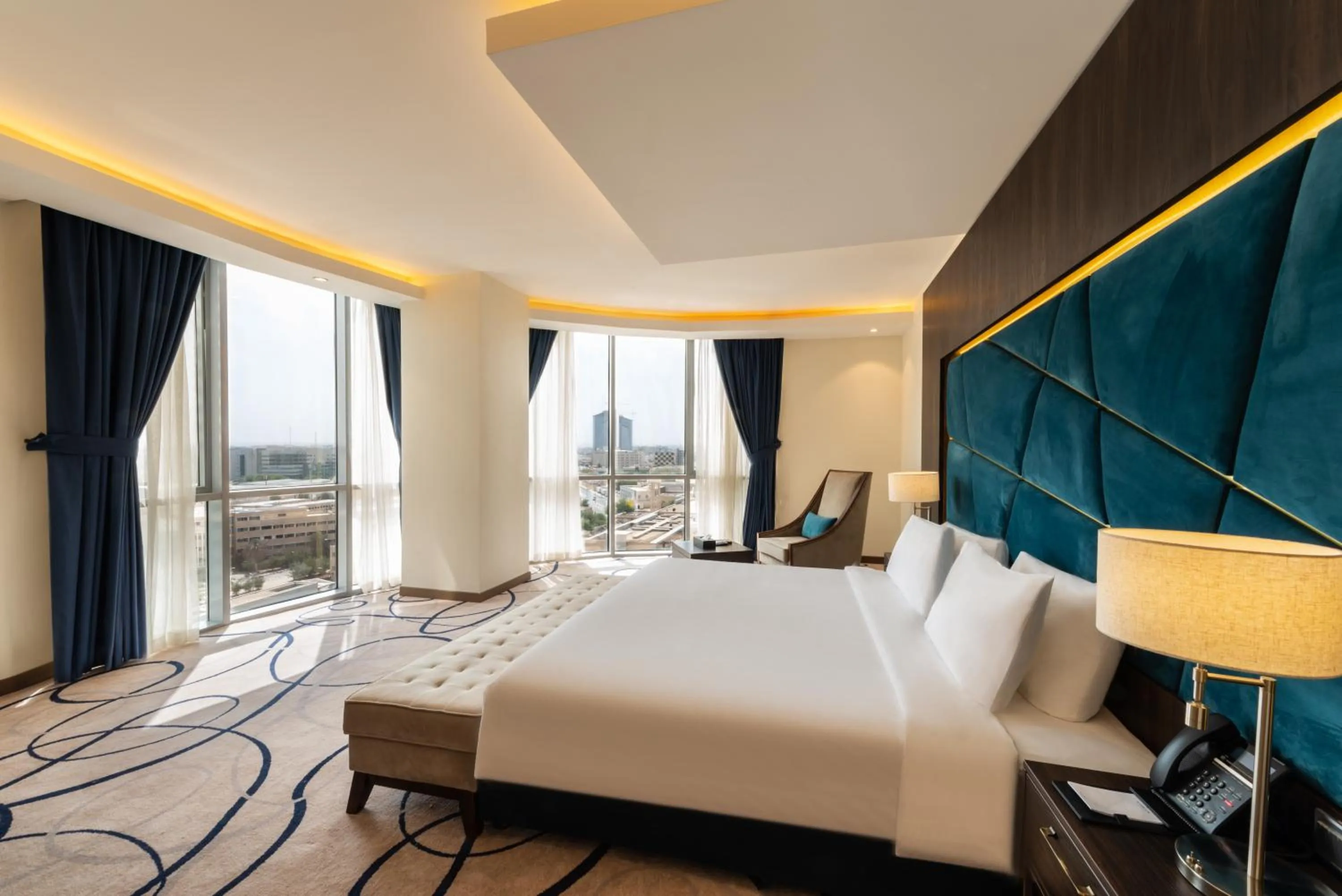 Bedroom, Bed in Warwick Riyadh Al Wezarat