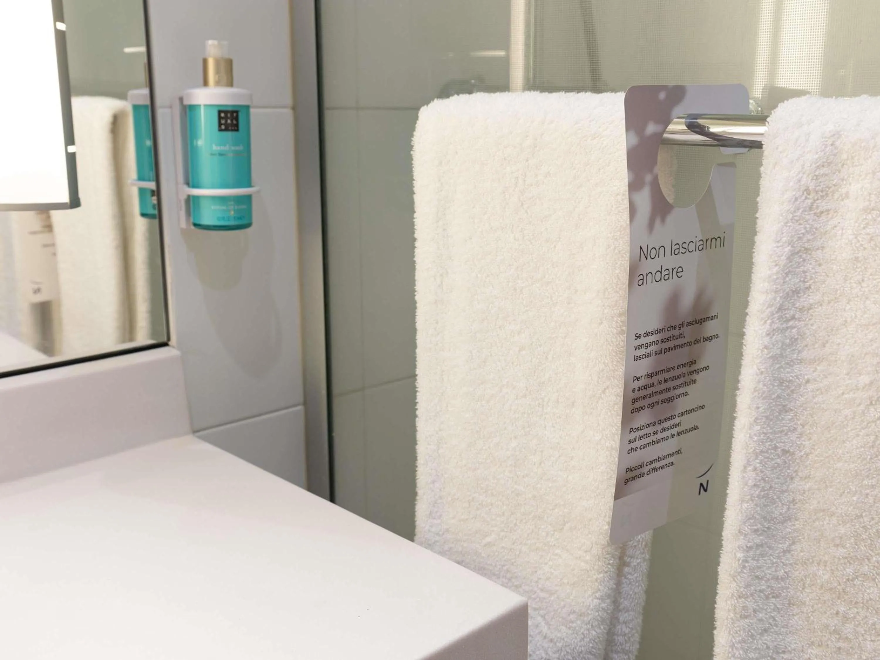 Bedroom in Novotel Caserta Sud