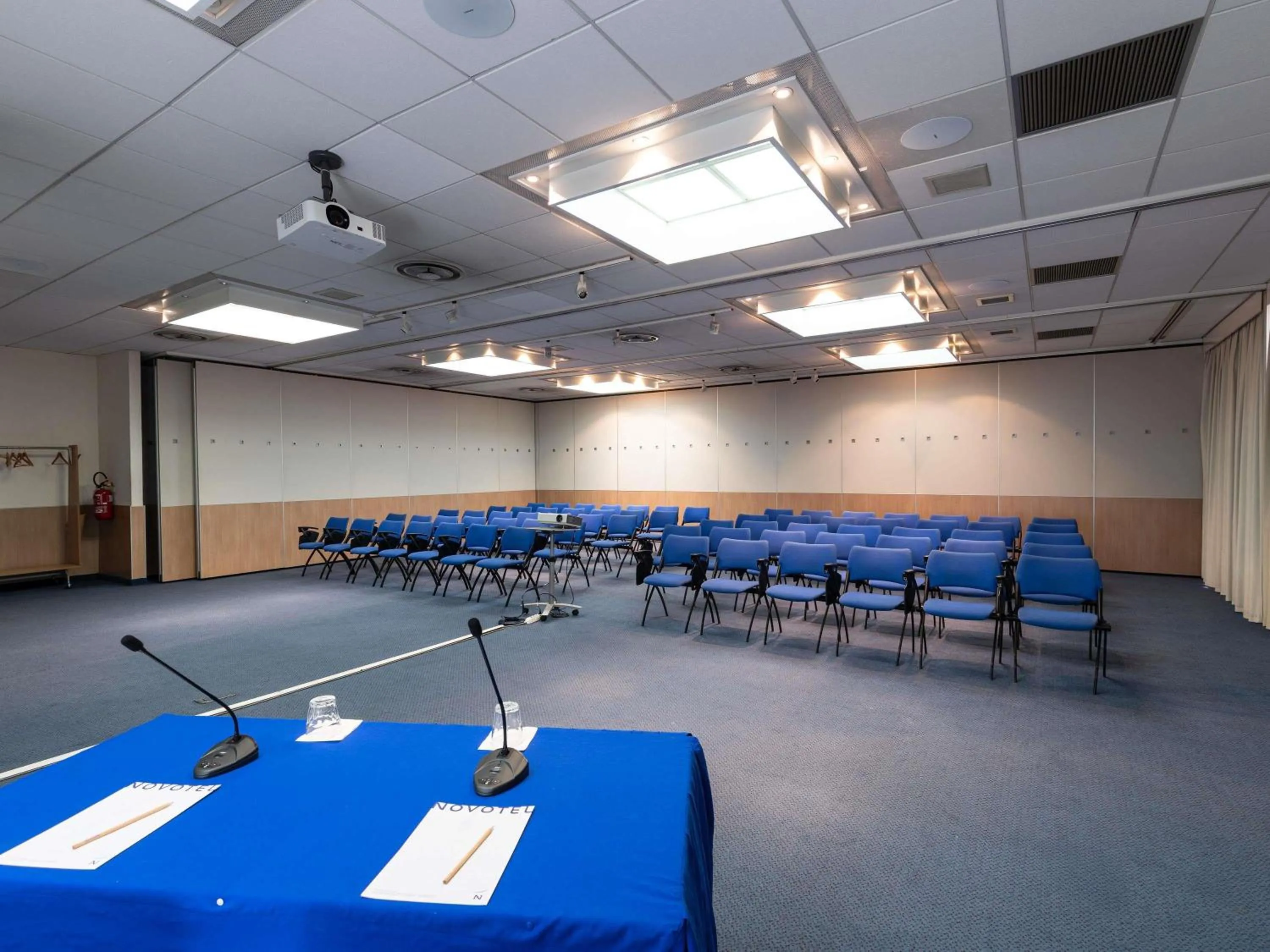 Meeting/conference room in Novotel Caserta Sud