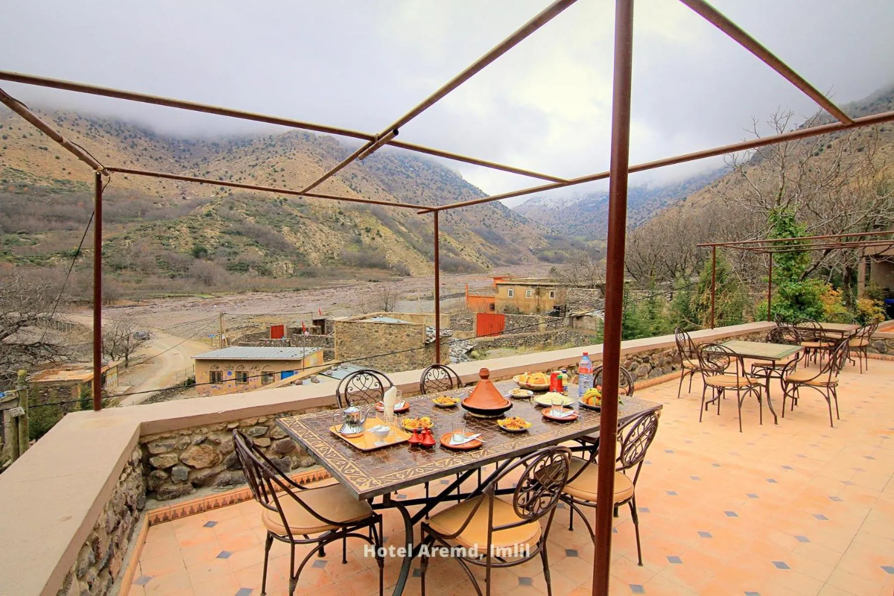 Hotel Igoudar Armed