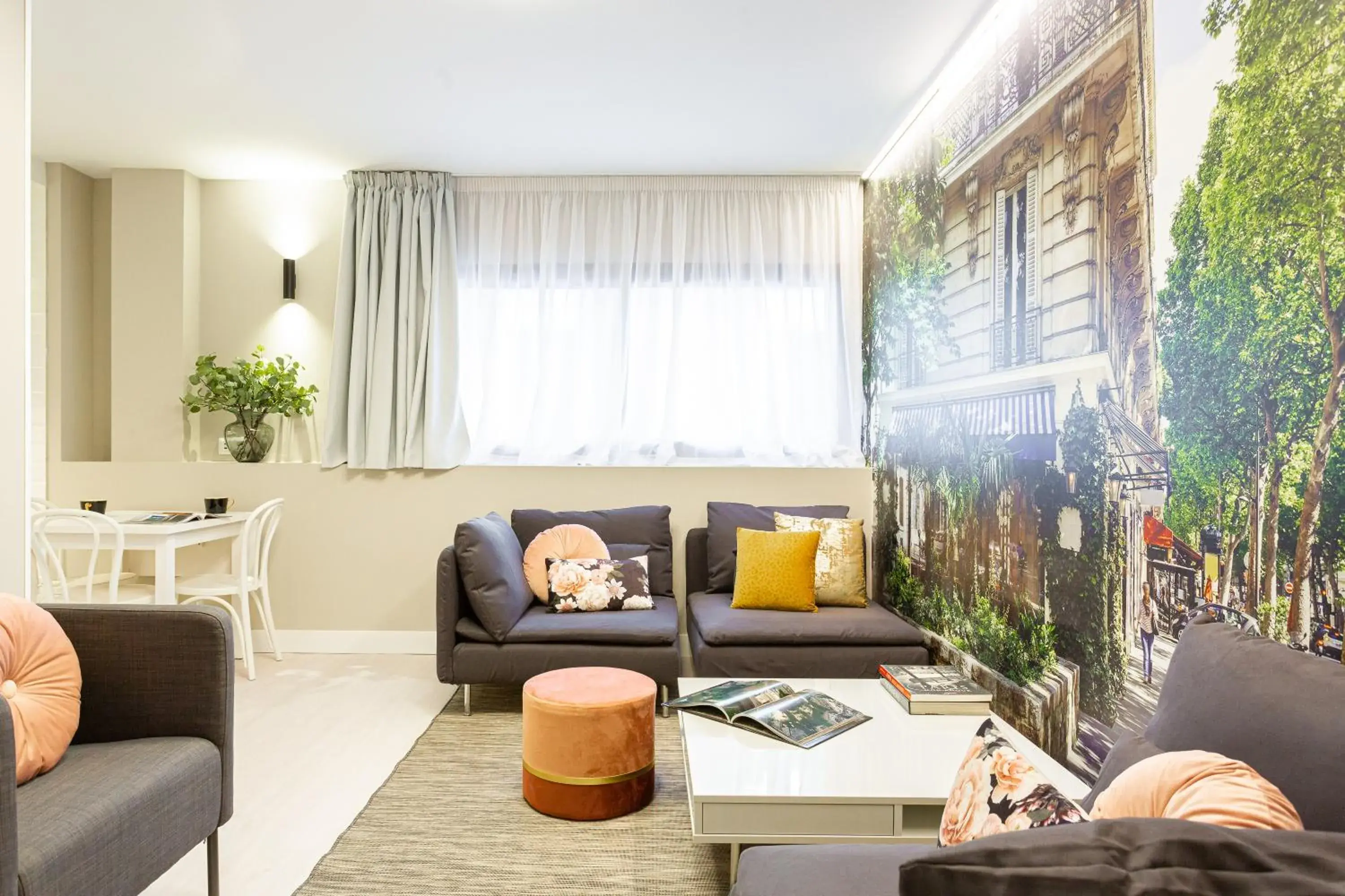Two-Bedroom Apartment in Fly Rooms Madrid Airport Two-Bedroom Apartment in Fly Rooms Madrid Airport