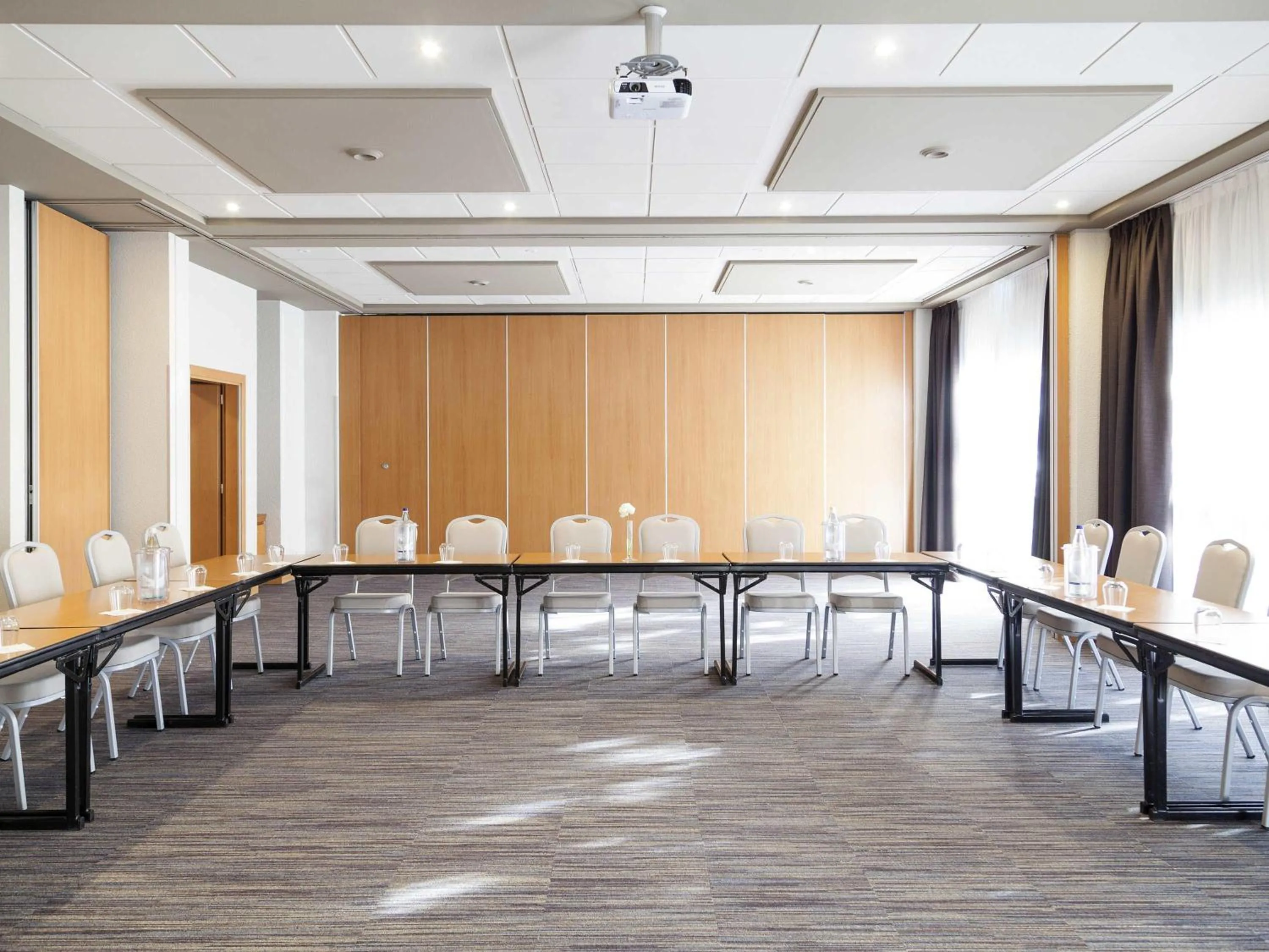 Meeting/conference room in Novotel Brescia Due