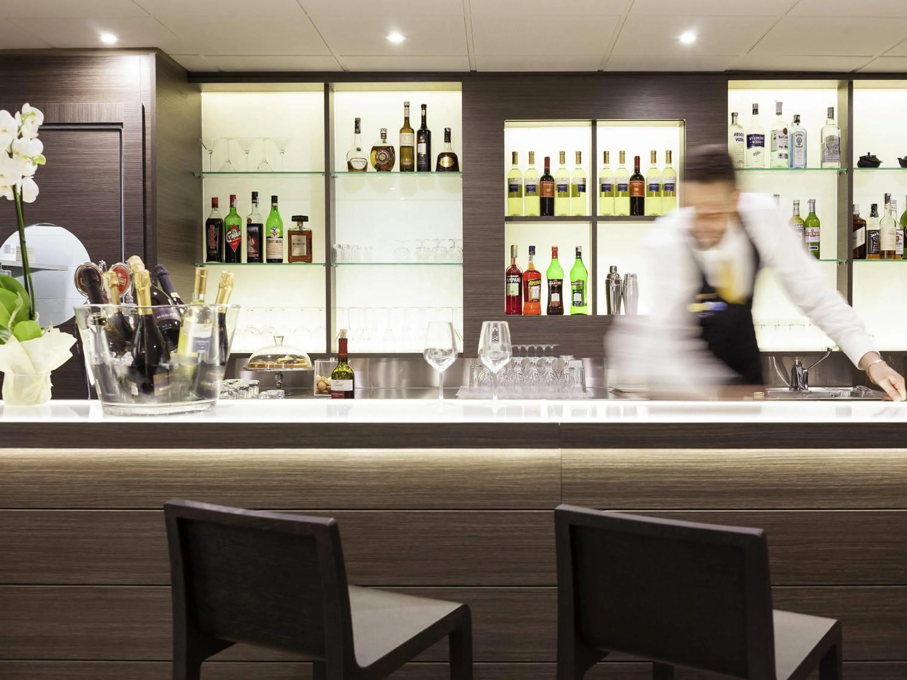 Lounge or bar in Novotel Brescia Due