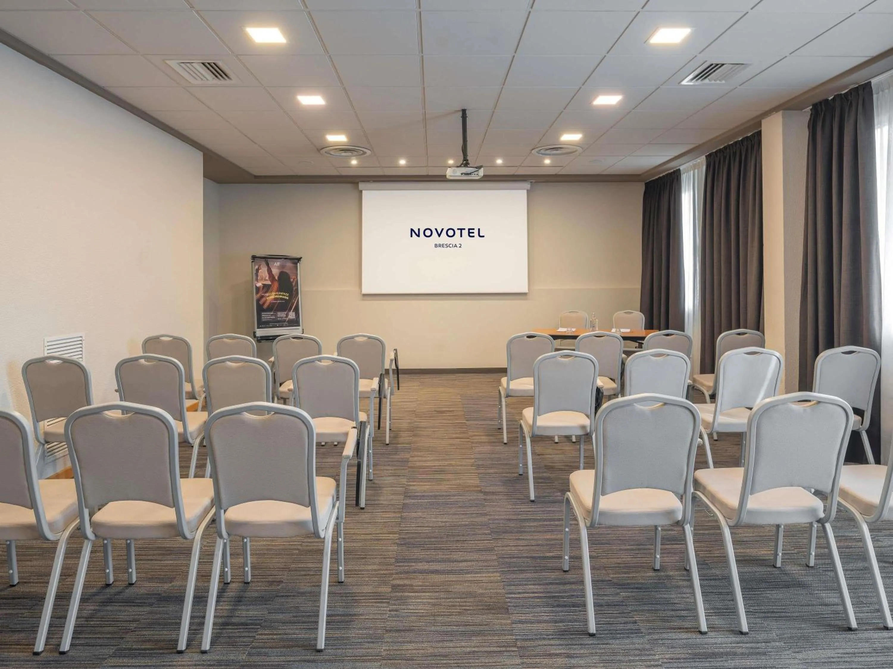 Meeting/conference room in Novotel Brescia Due