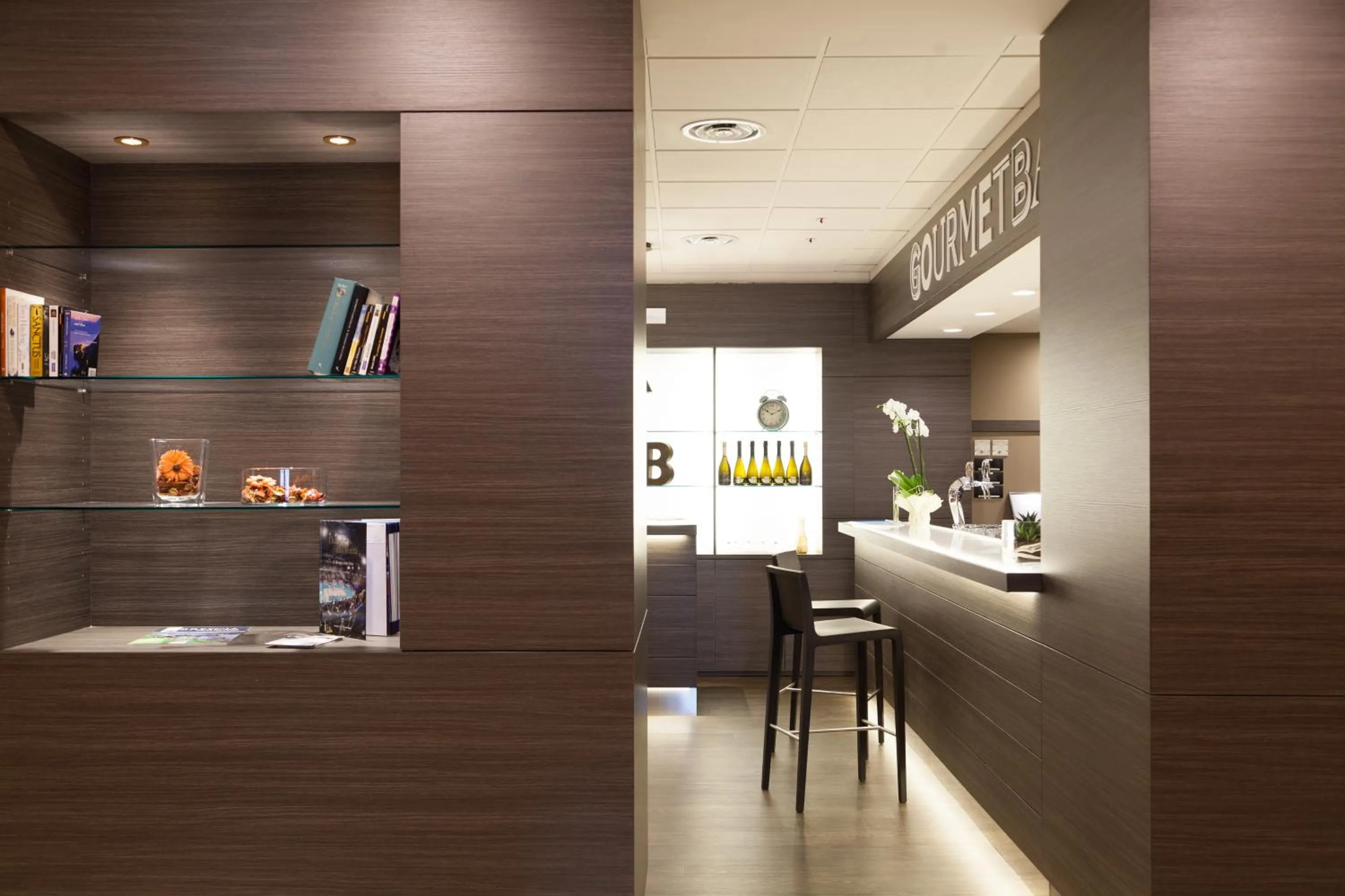 Lounge or bar in Novotel Brescia Due