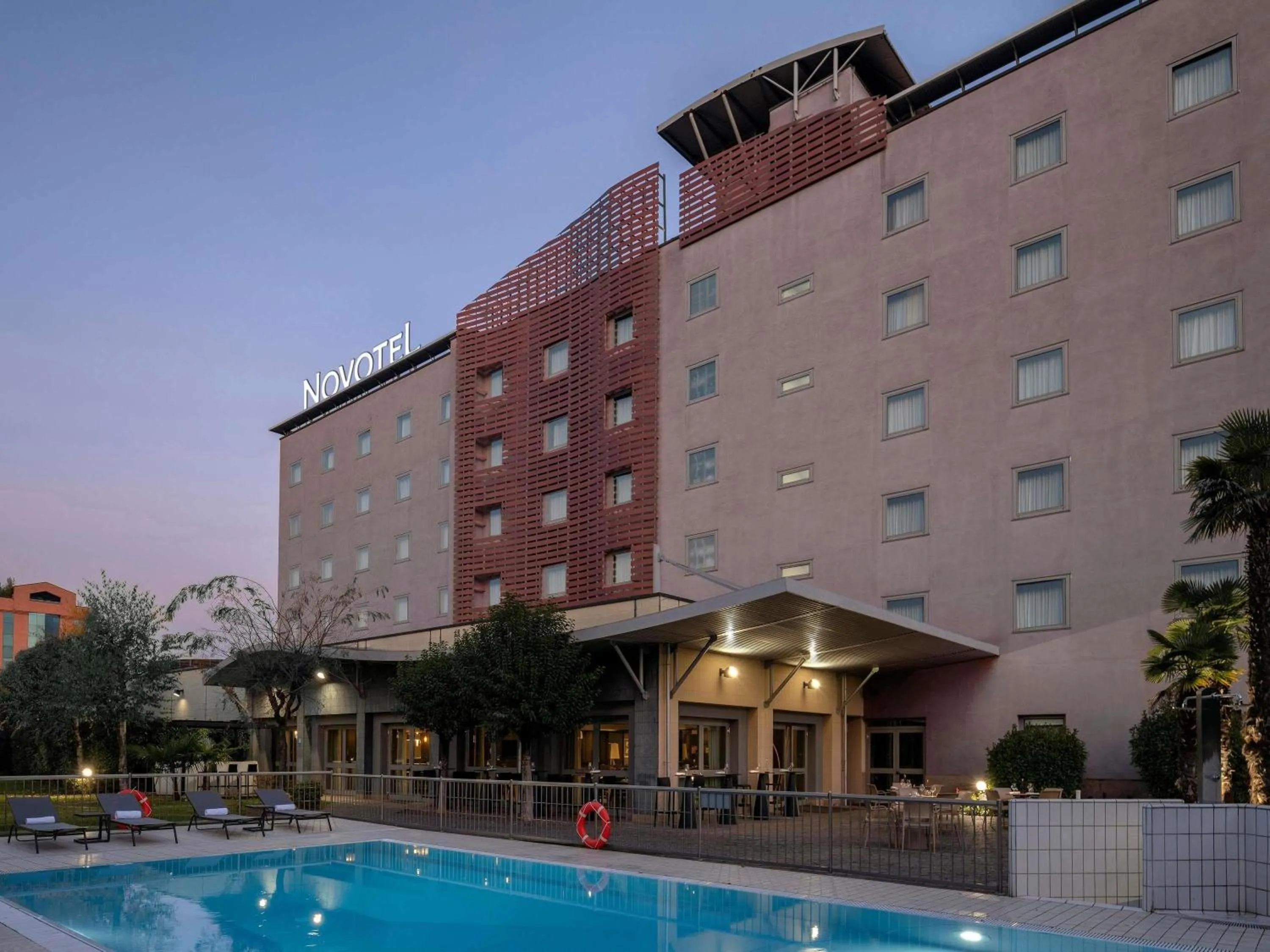 Pool view in Novotel Brescia Due