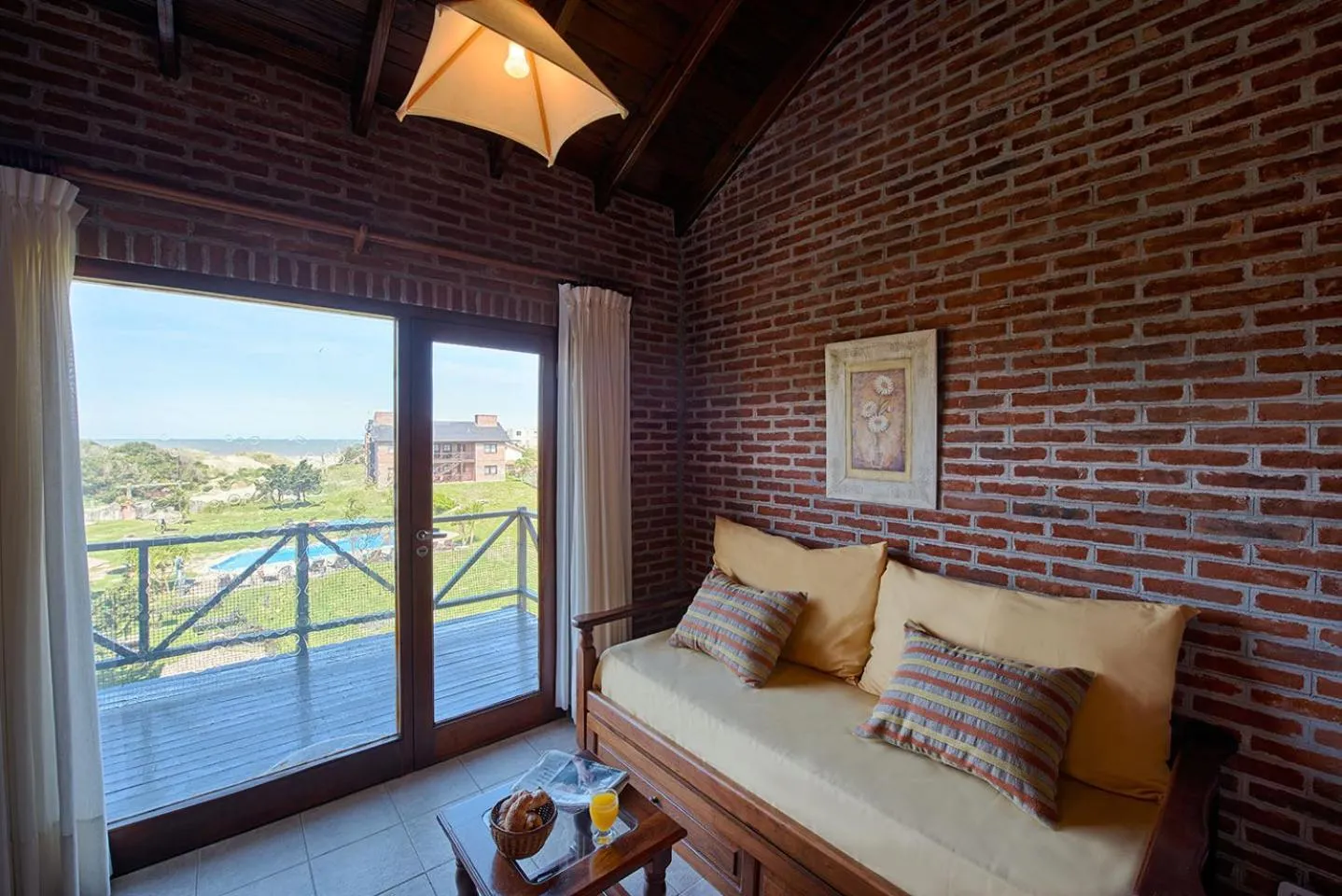 Living room in Marina Green Club