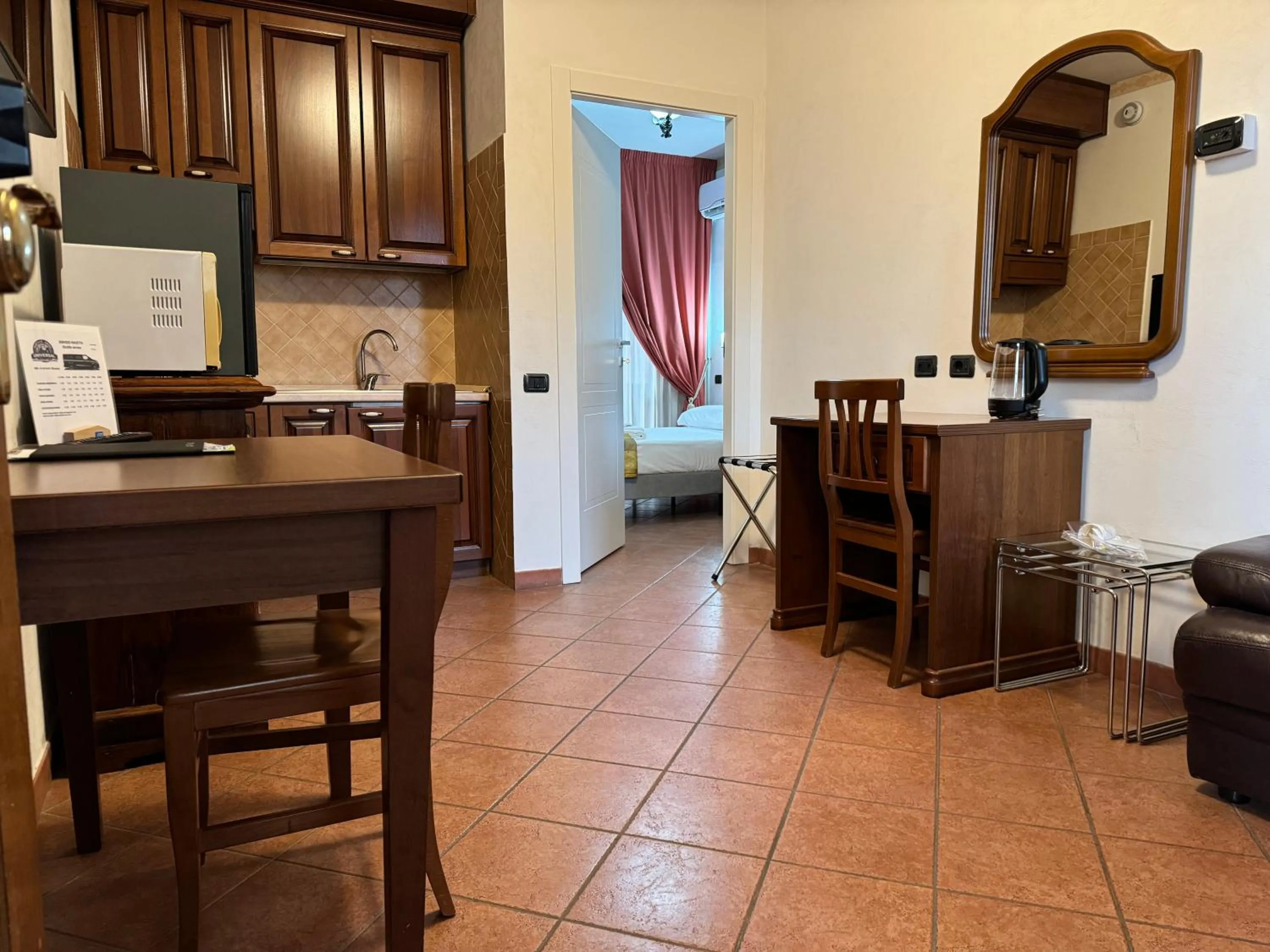 minibar in EURO HOUSE INN airport