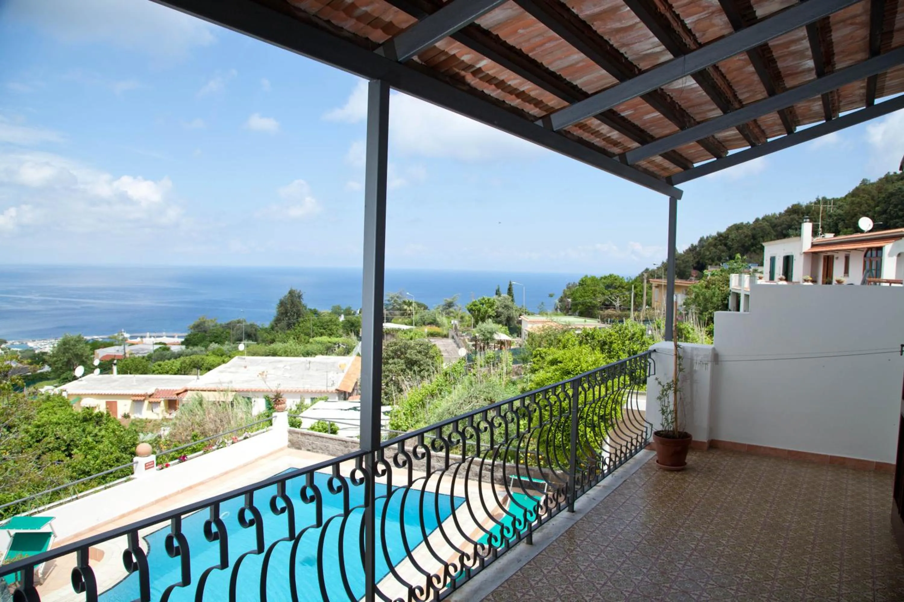 Balcony/Terrace in Hotel Ape Regina