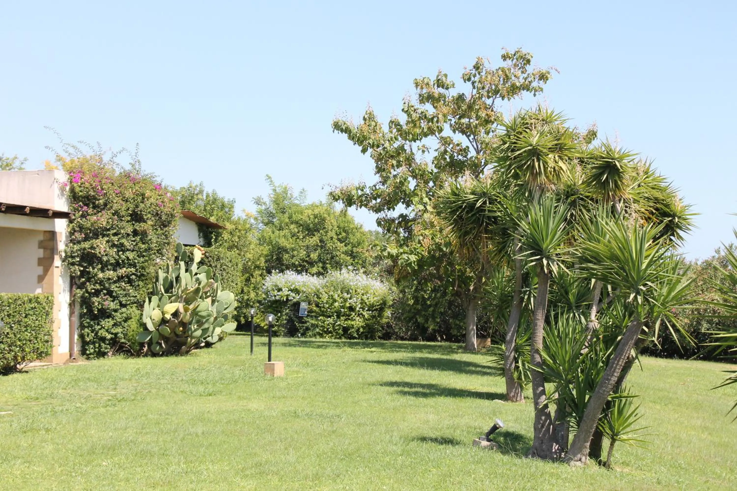 Garden view in Valle di Mare Country Resort