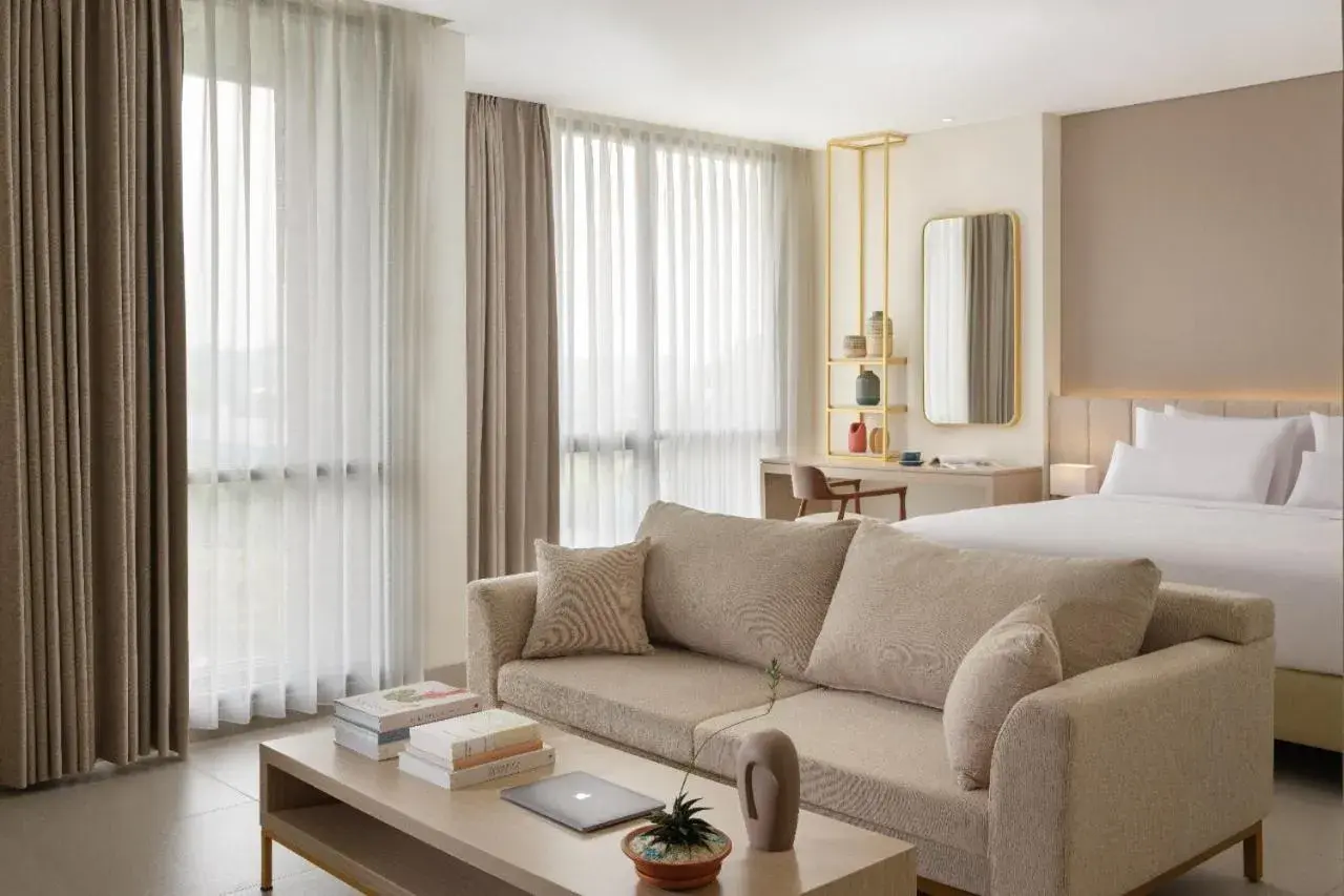 Photo of the whole room, Bed in Elsotel Purwokerto By Daphna Management Photo of the whole room, Bed in Elsotel Purwokerto By Daphna Management