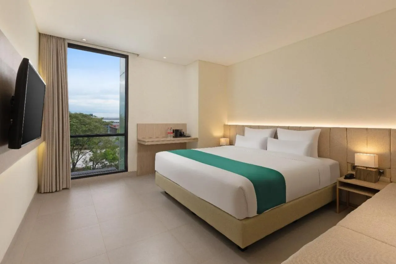 Bed in Elsotel Purwokerto By Daphna Management