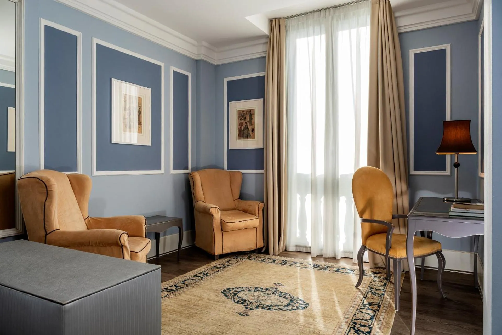 Photo of the whole room in Hotel Campo Marzio