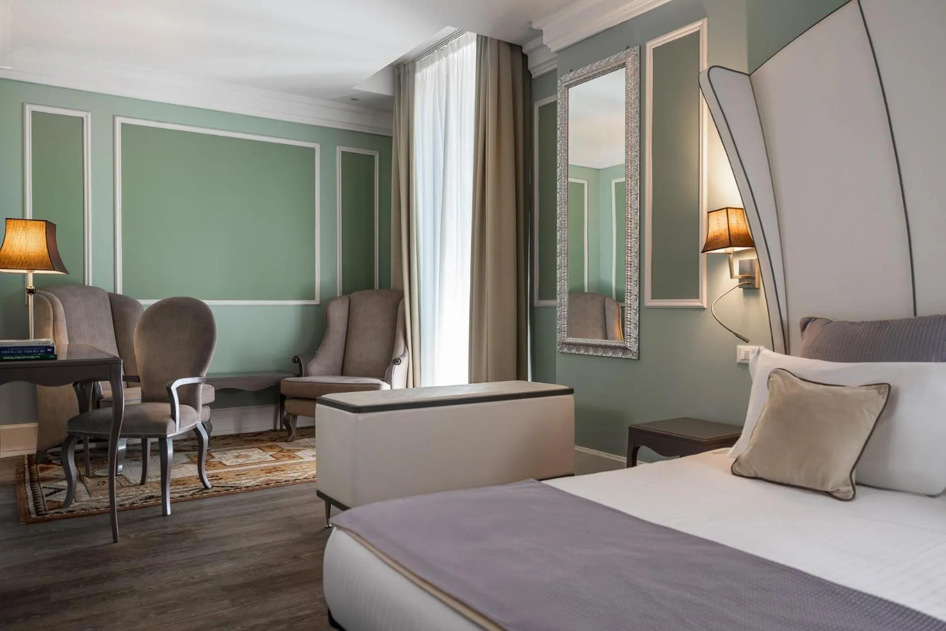 Seating area, Bed in Hotel Campo Marzio