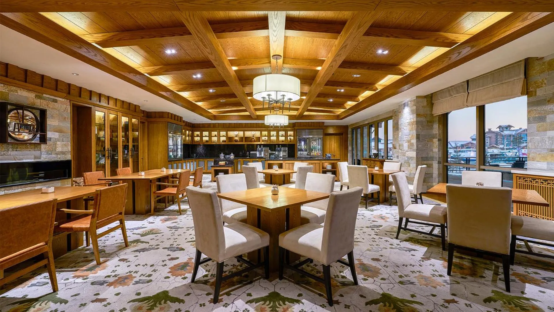 Restaurant/places to eat in Hyatt Regency Changbaishan