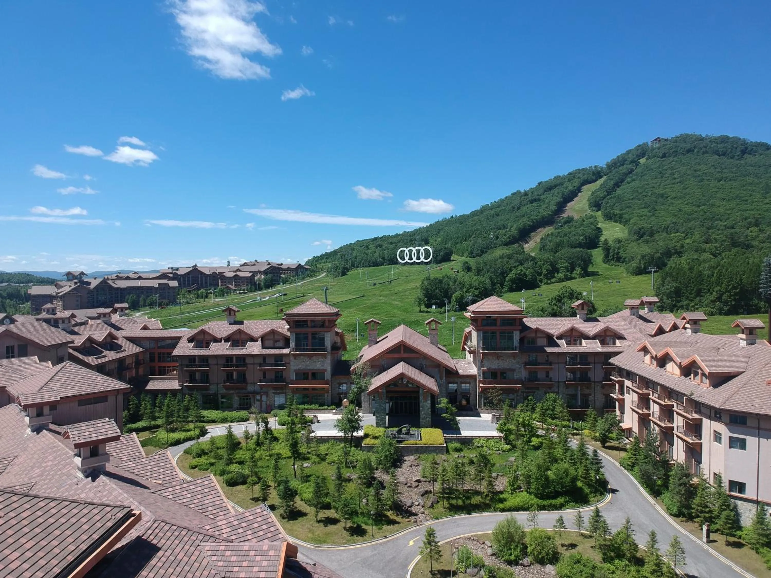 Property building in Hyatt Regency Changbaishan