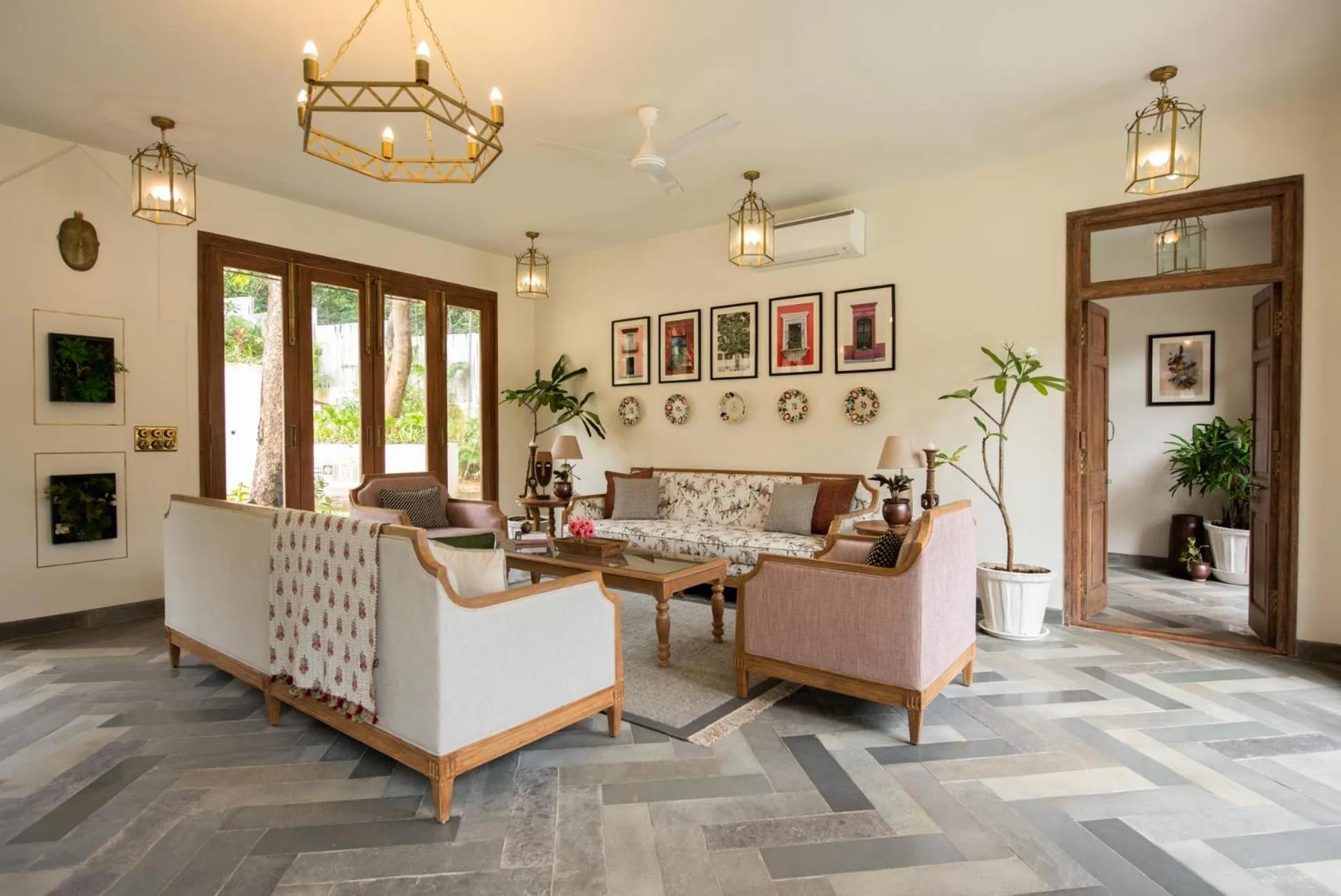 Living room in LohonoStays Estate de Escobar