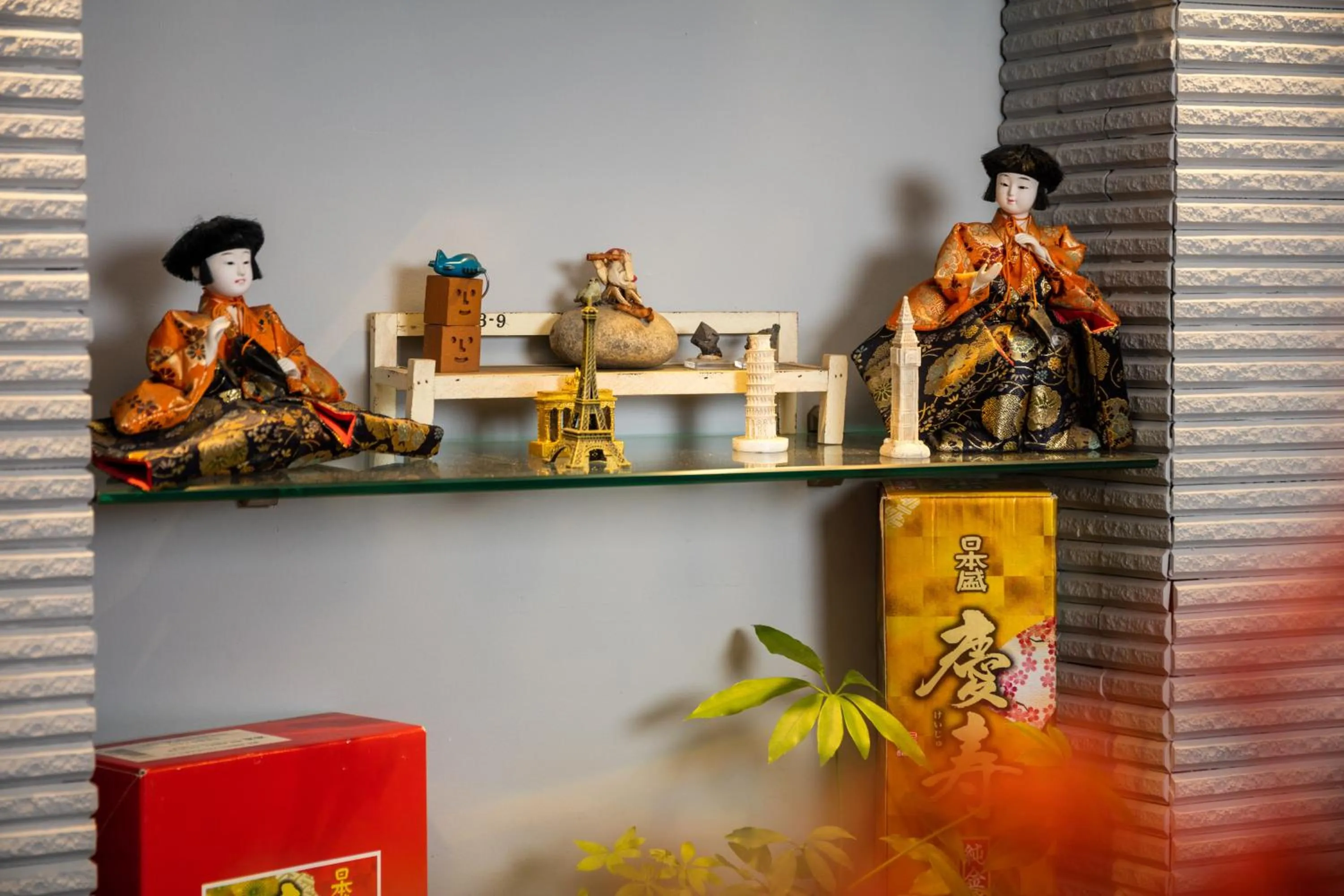 Decorative detail in YR Hotel & Apartments