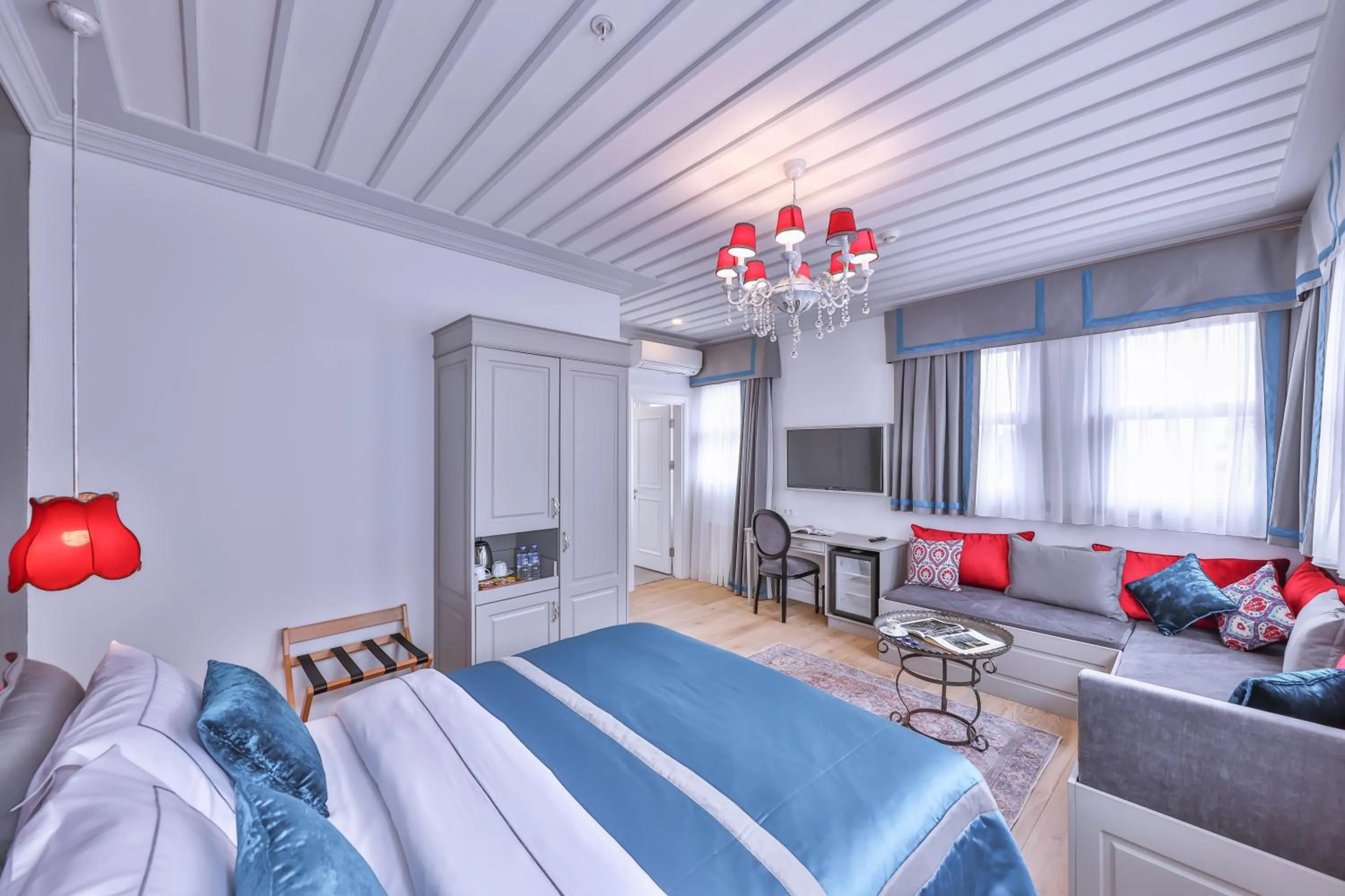 Photo of the whole room, Bed in 9 Doors Hotel