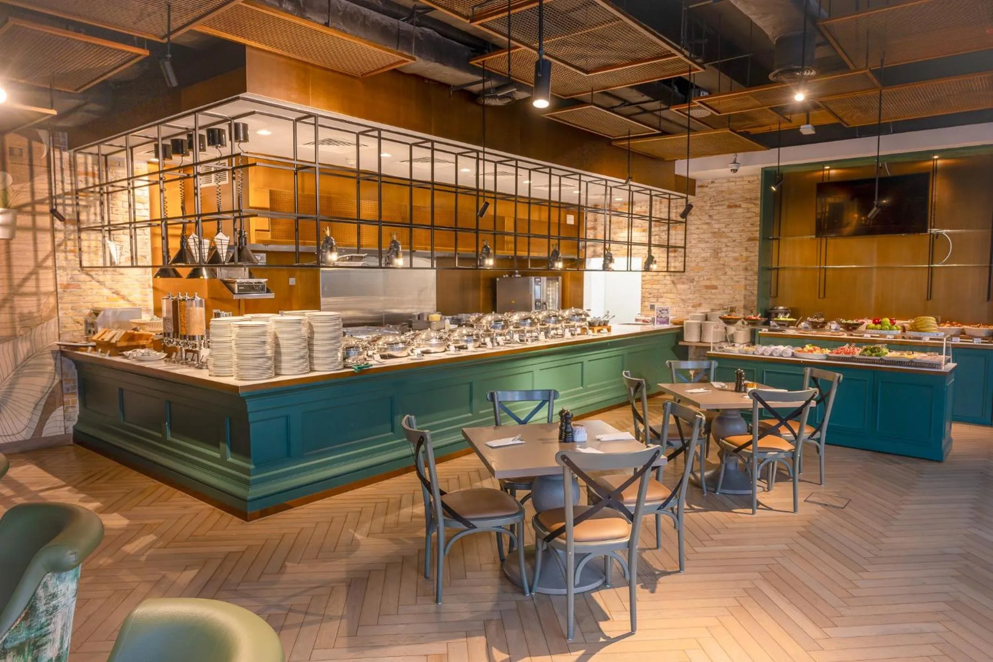 Restaurant/places to eat in Premier Inn Dubai Barsha Heights