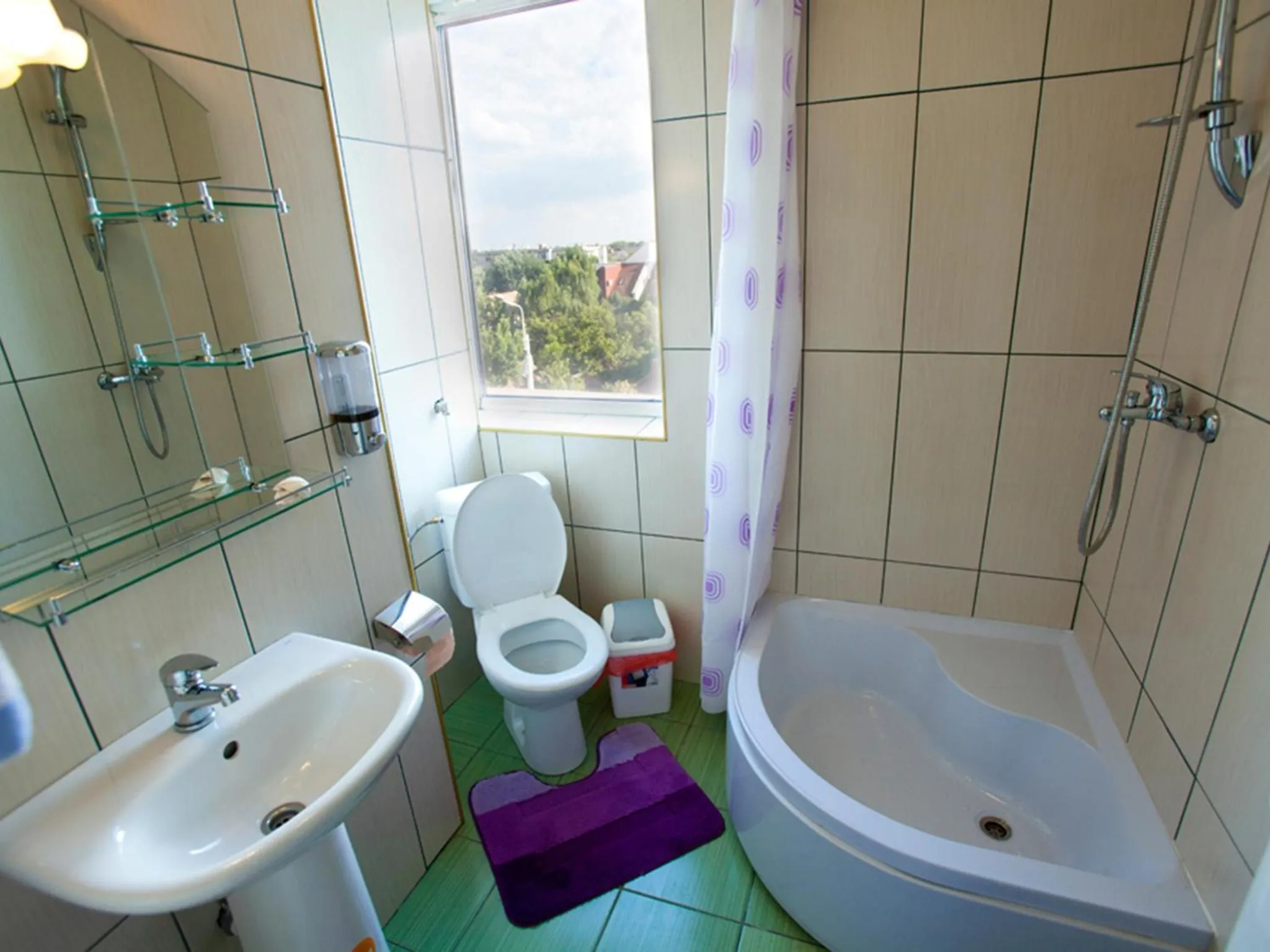 Day, Bathroom in Hotel La Gil