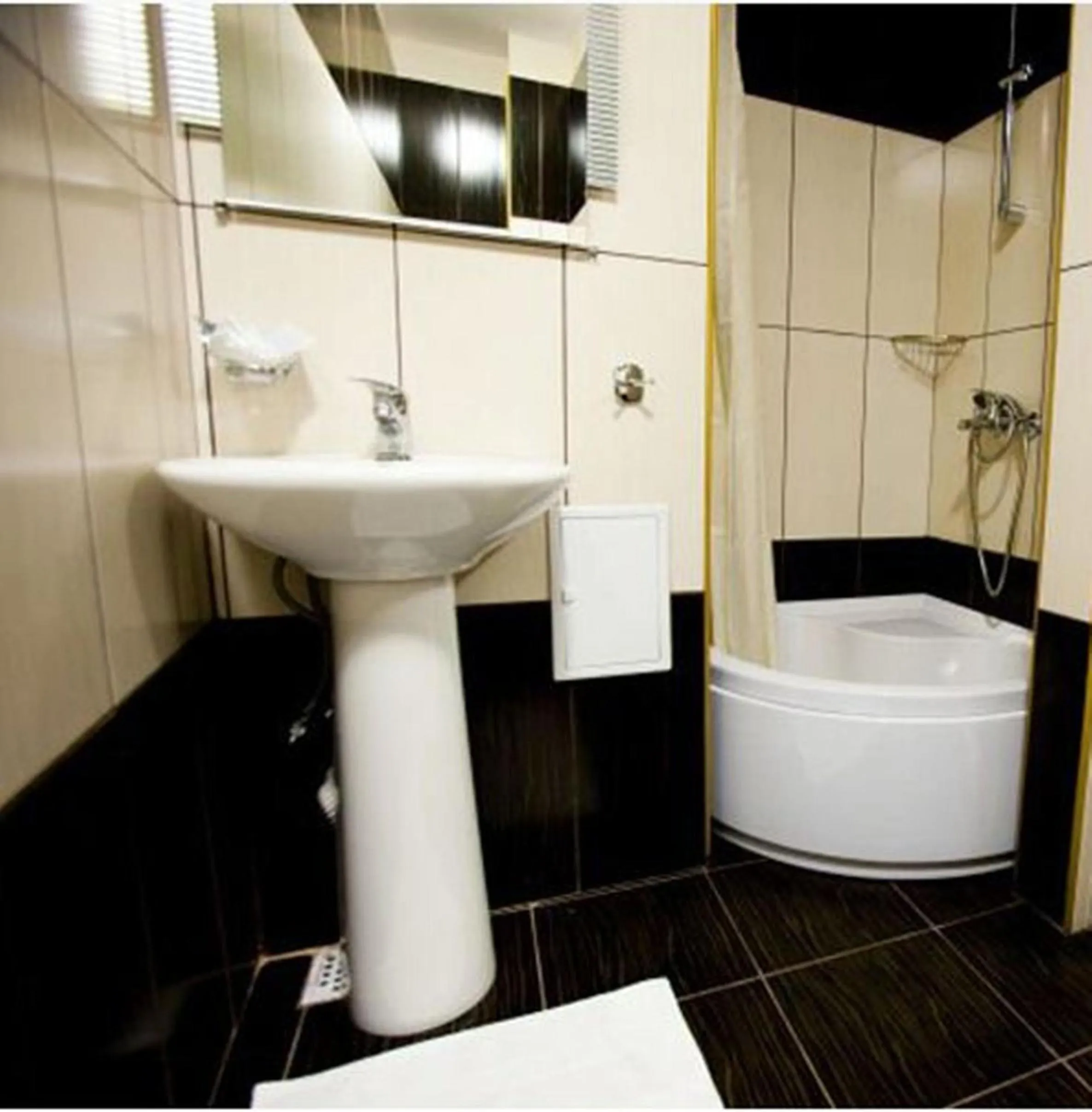 Bathroom in Hotel La Gil