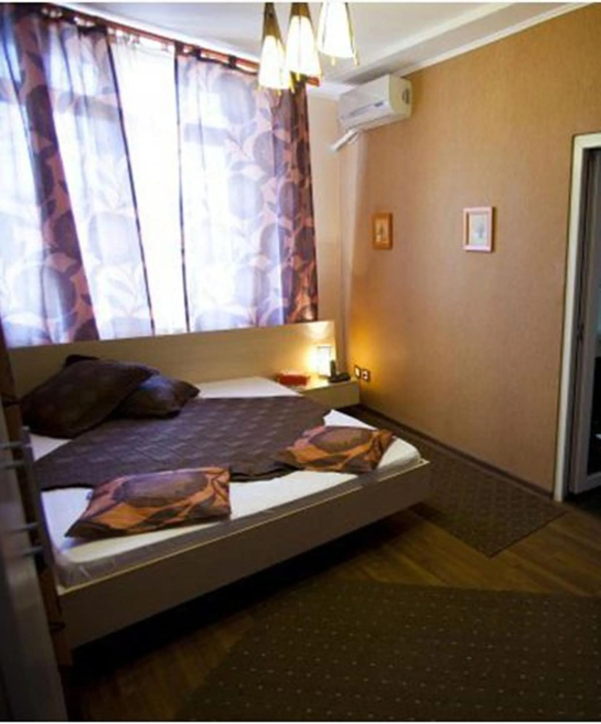 Other, Bed in Hotel La Gil