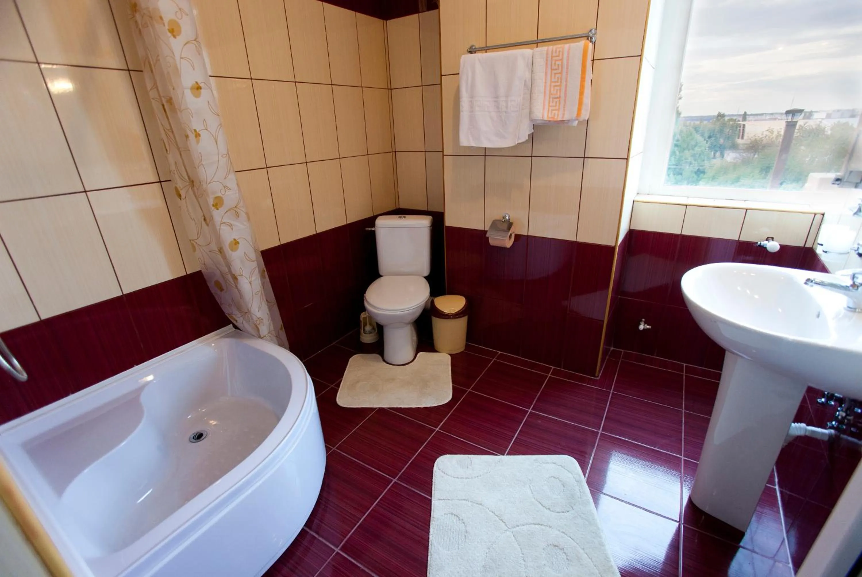 Day, Bathroom in Hotel La Gil