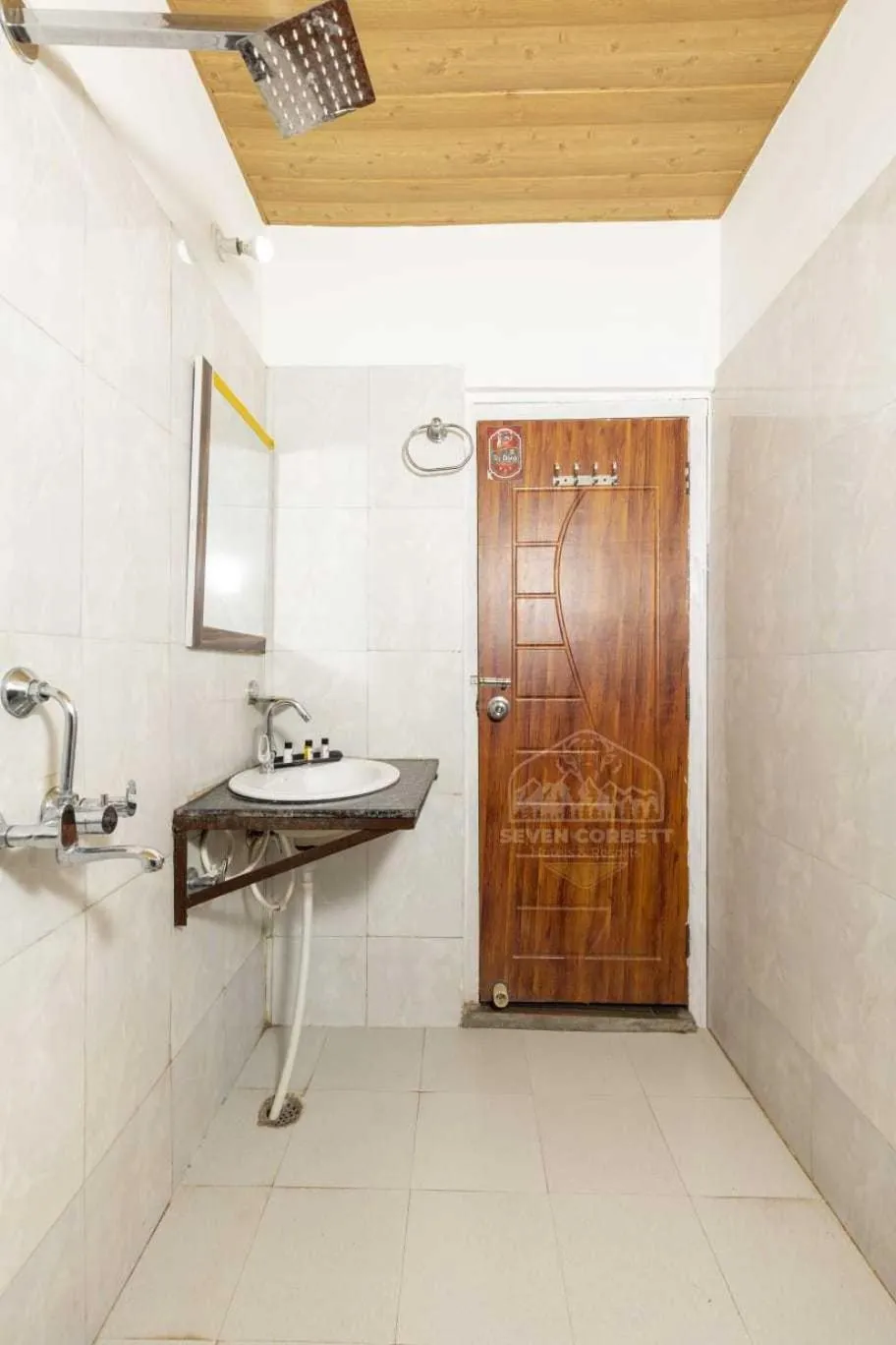 Bathroom in Hotel O Amantran View