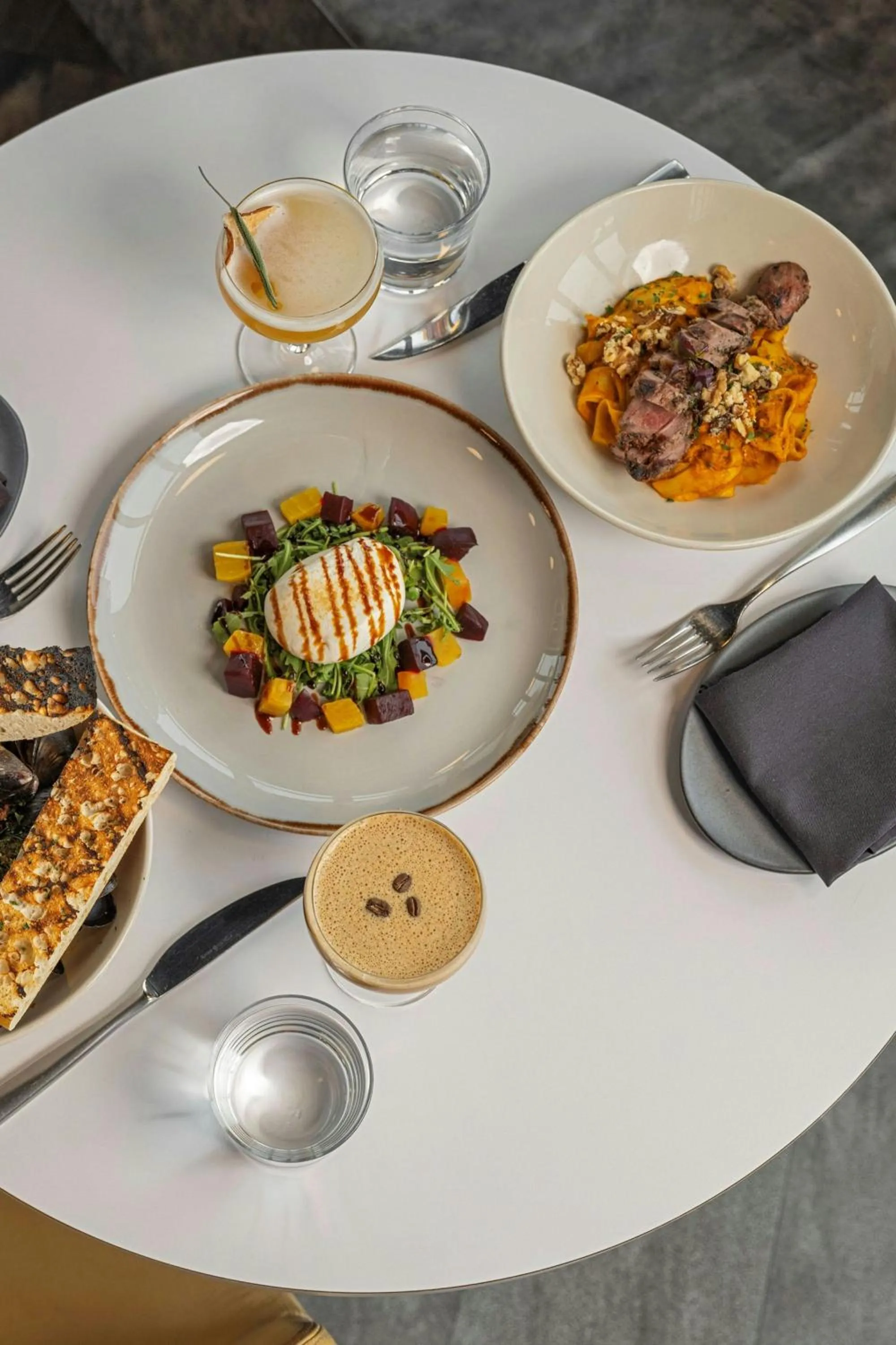 Restaurant/places to eat in SpringHill Suites by Marriott Colorado Springs Downtown