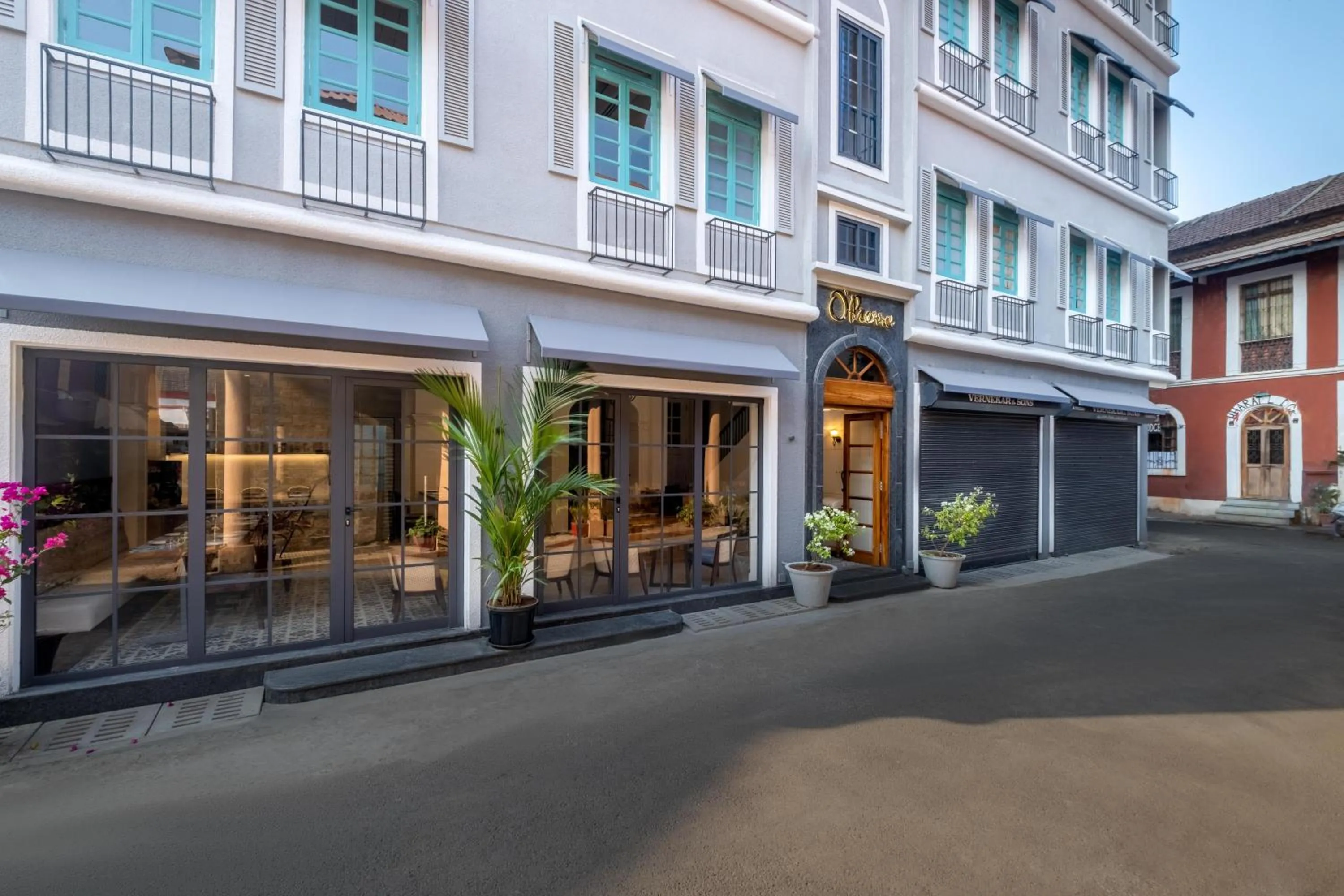 Property building in O Pierre - Fontainhas