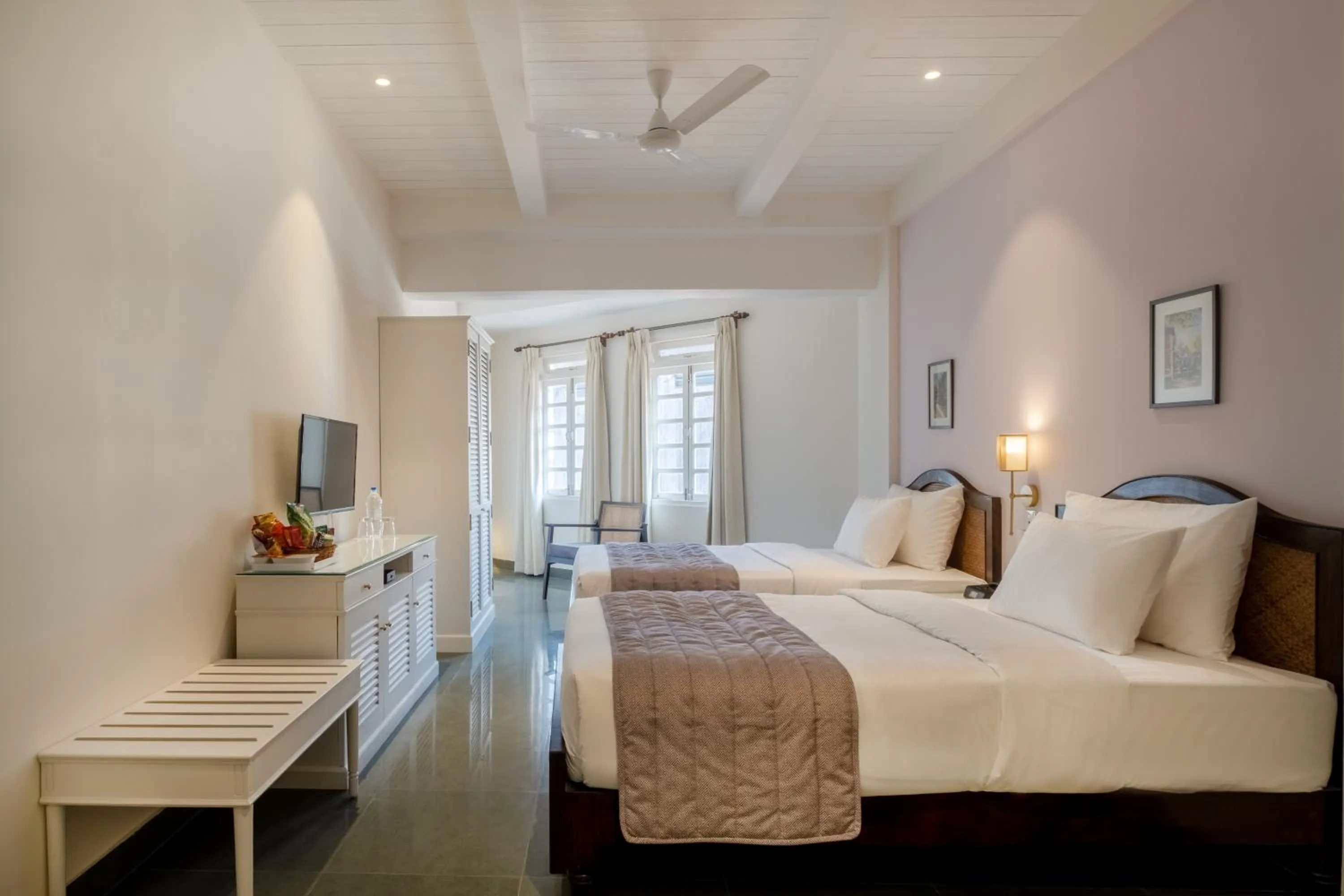 Photo of the whole room, Bed in O Pierre - Fontainhas