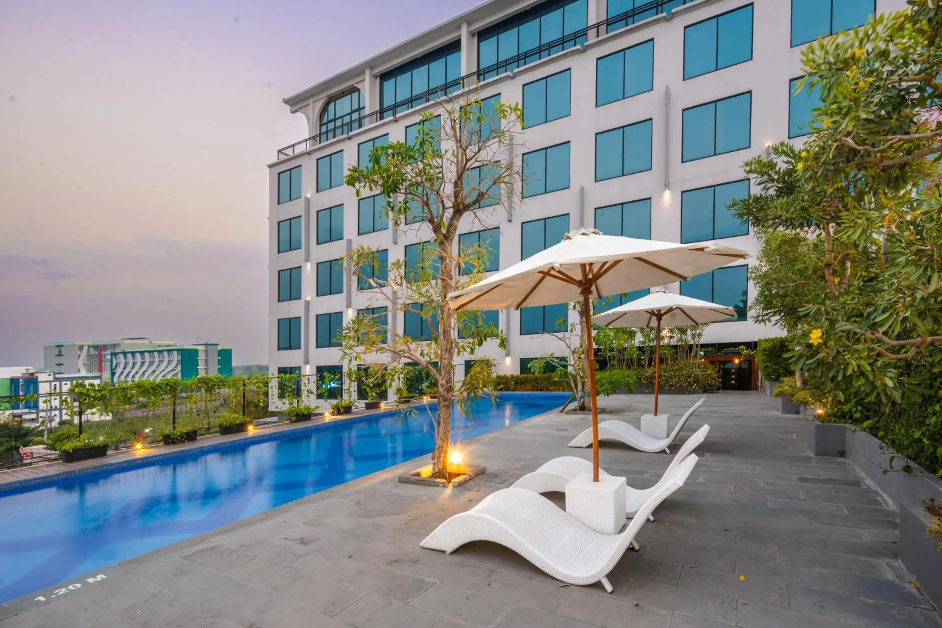 Swimming pool in Hotel Eastern Bojonegoro Swimming pool in Hotel Eastern Bojonegoro