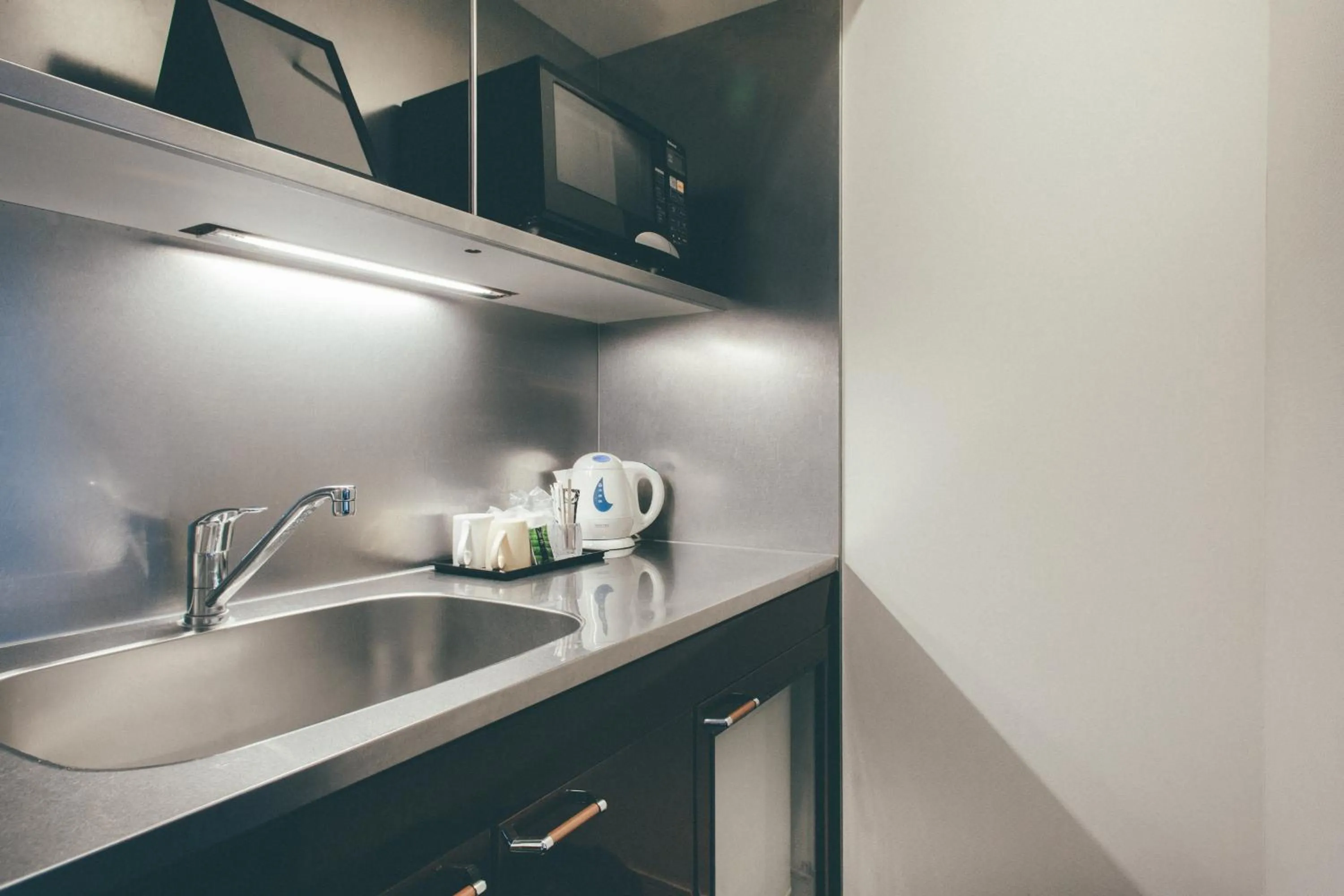 Kitchen or kitchenette in Kuretake Inn Premium Hamamatsucho