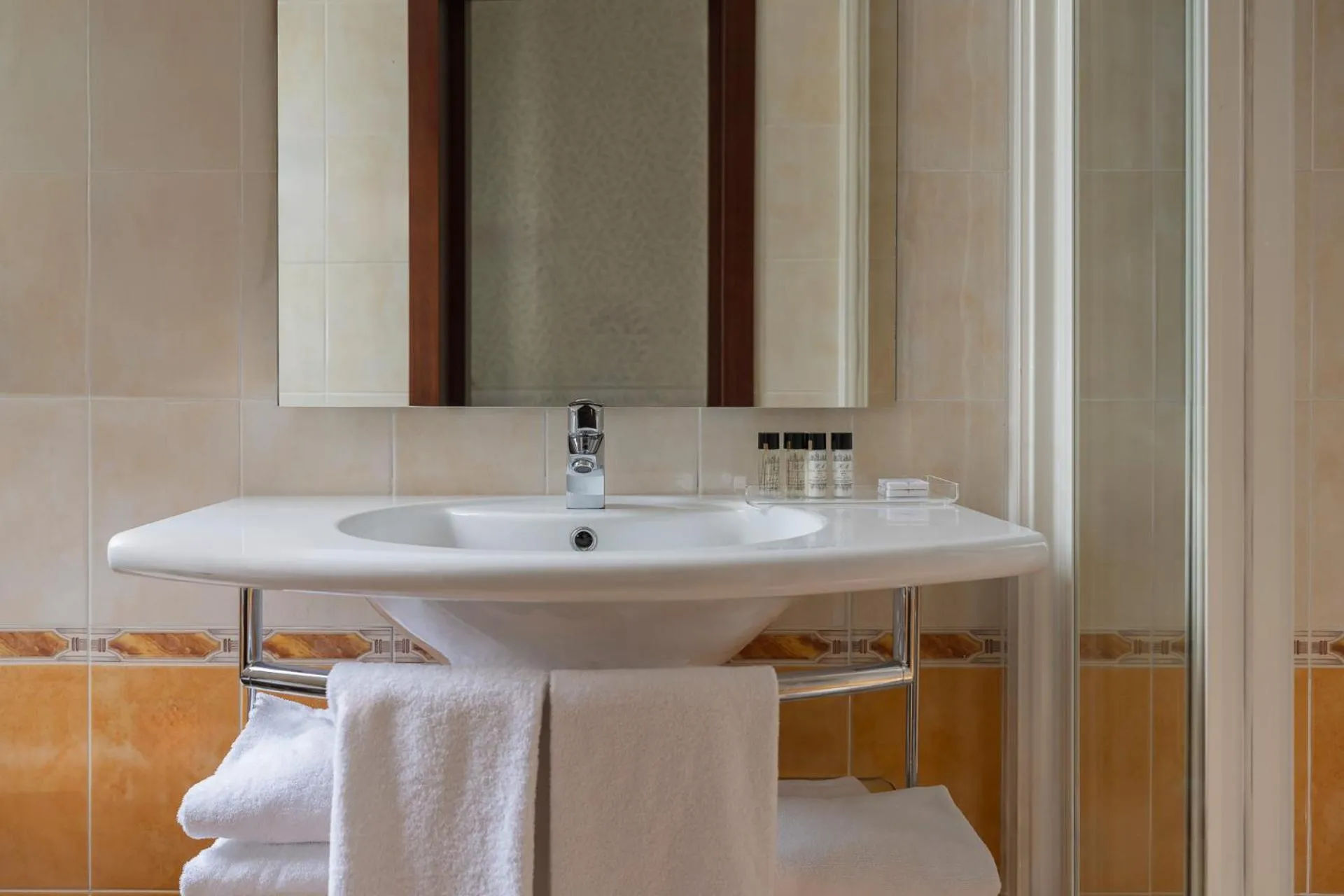 Bathroom in Hotel Montecarlo