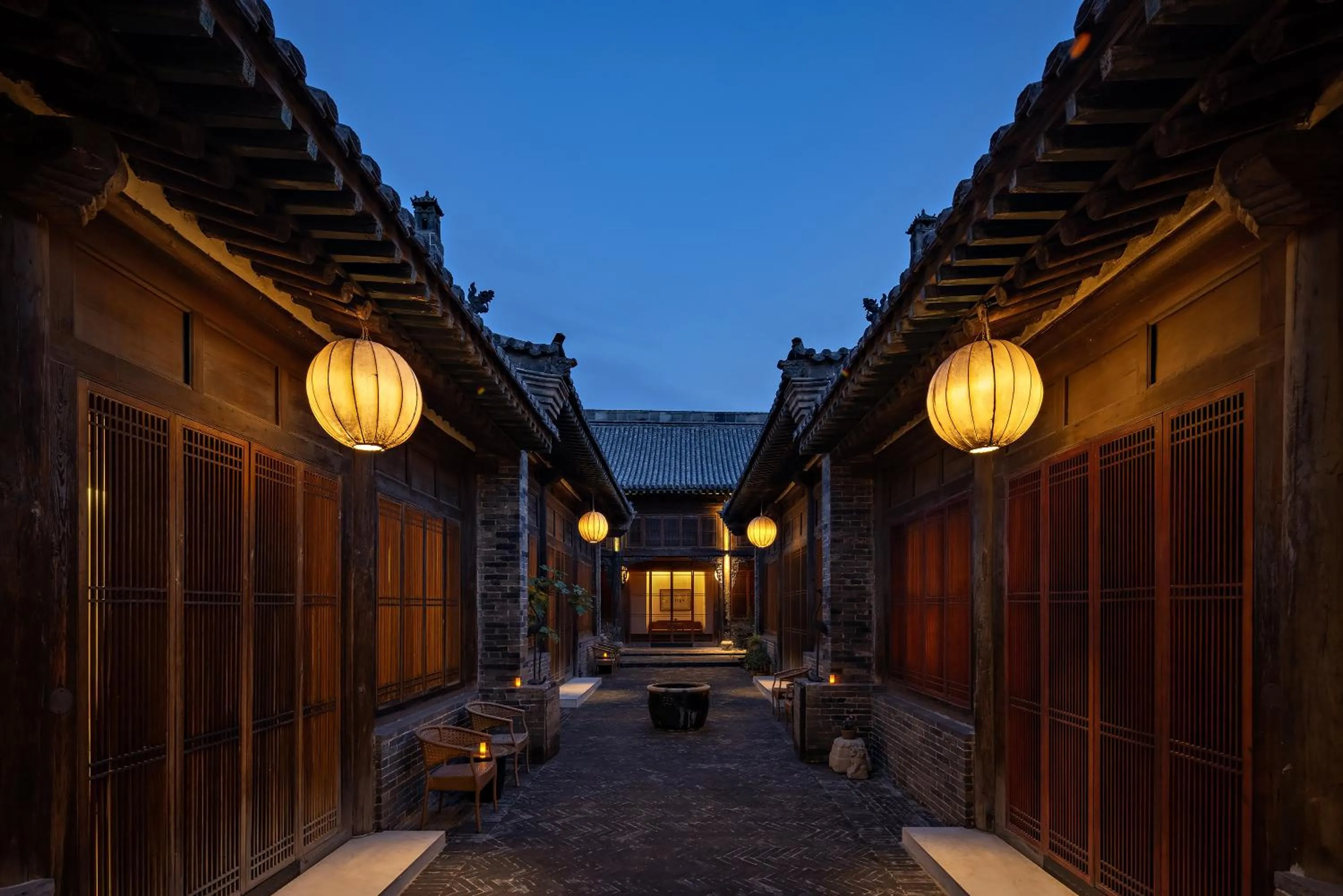 Night in Jing's Residence Pingyao