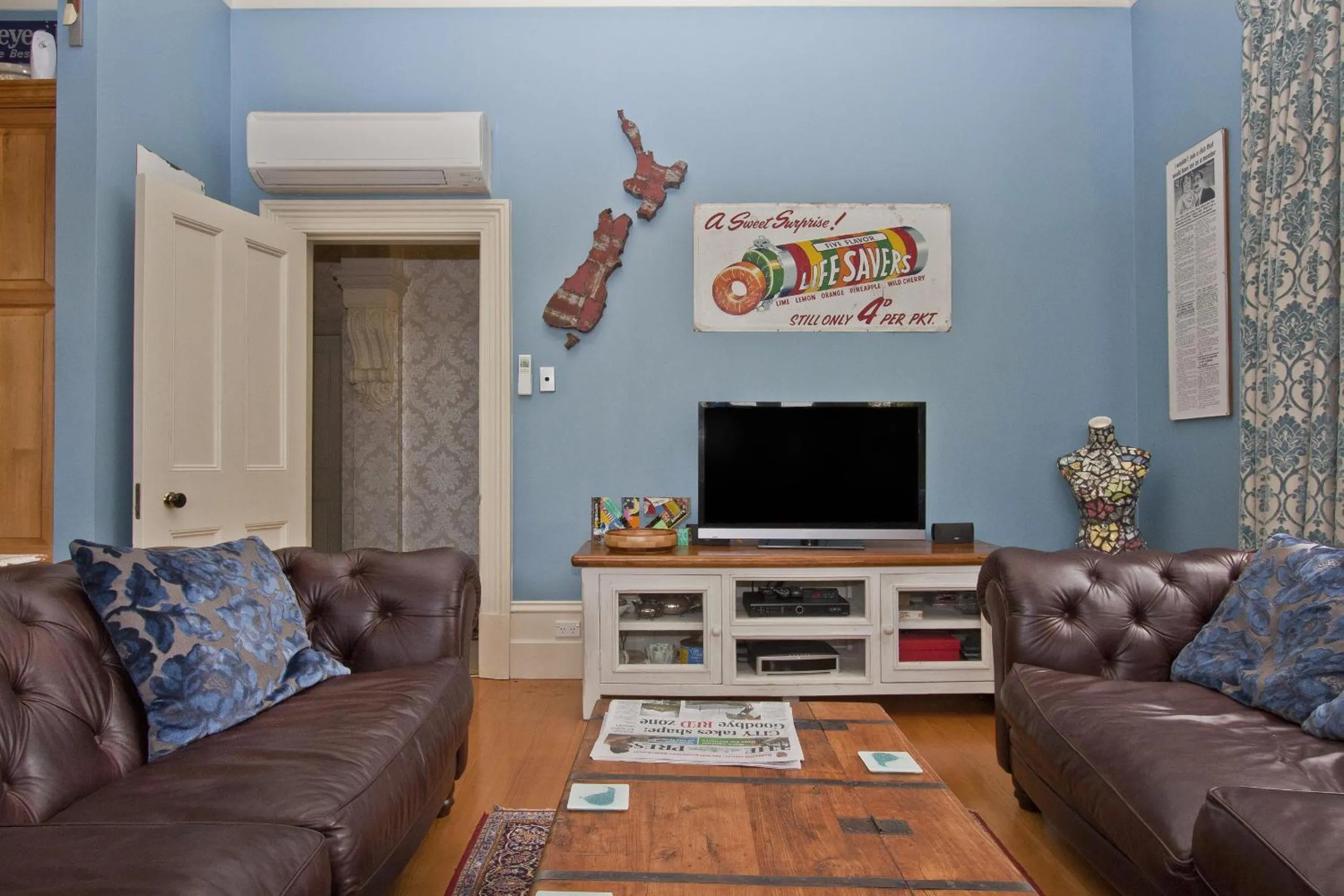 Lounge or bar in Lilac Rose Boutique Bed and Breakfast