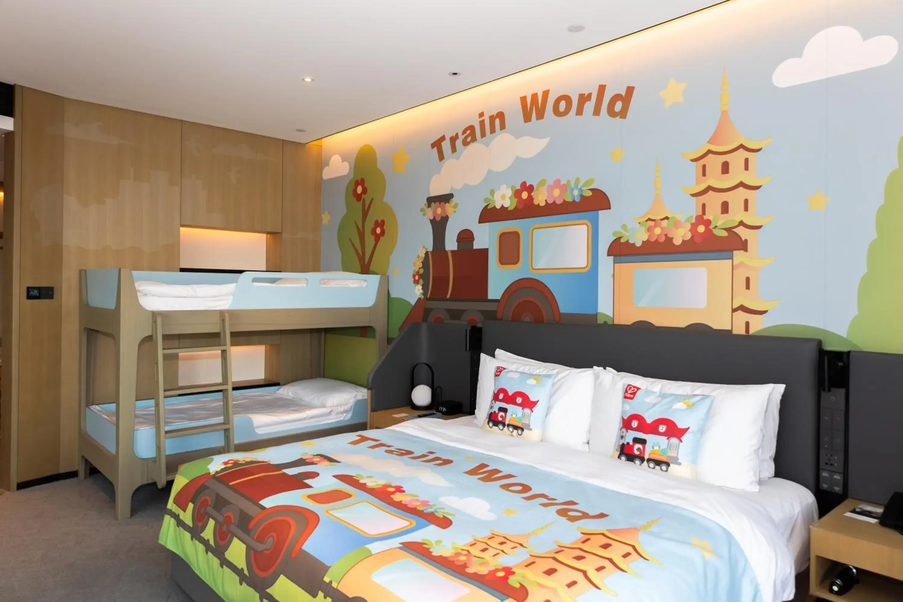 Bedroom, Bed in Crowne Plaza Quanzhou Riverview by IHG Bedroom, Bed in Crowne Plaza Quanzhou Riverview by IHG