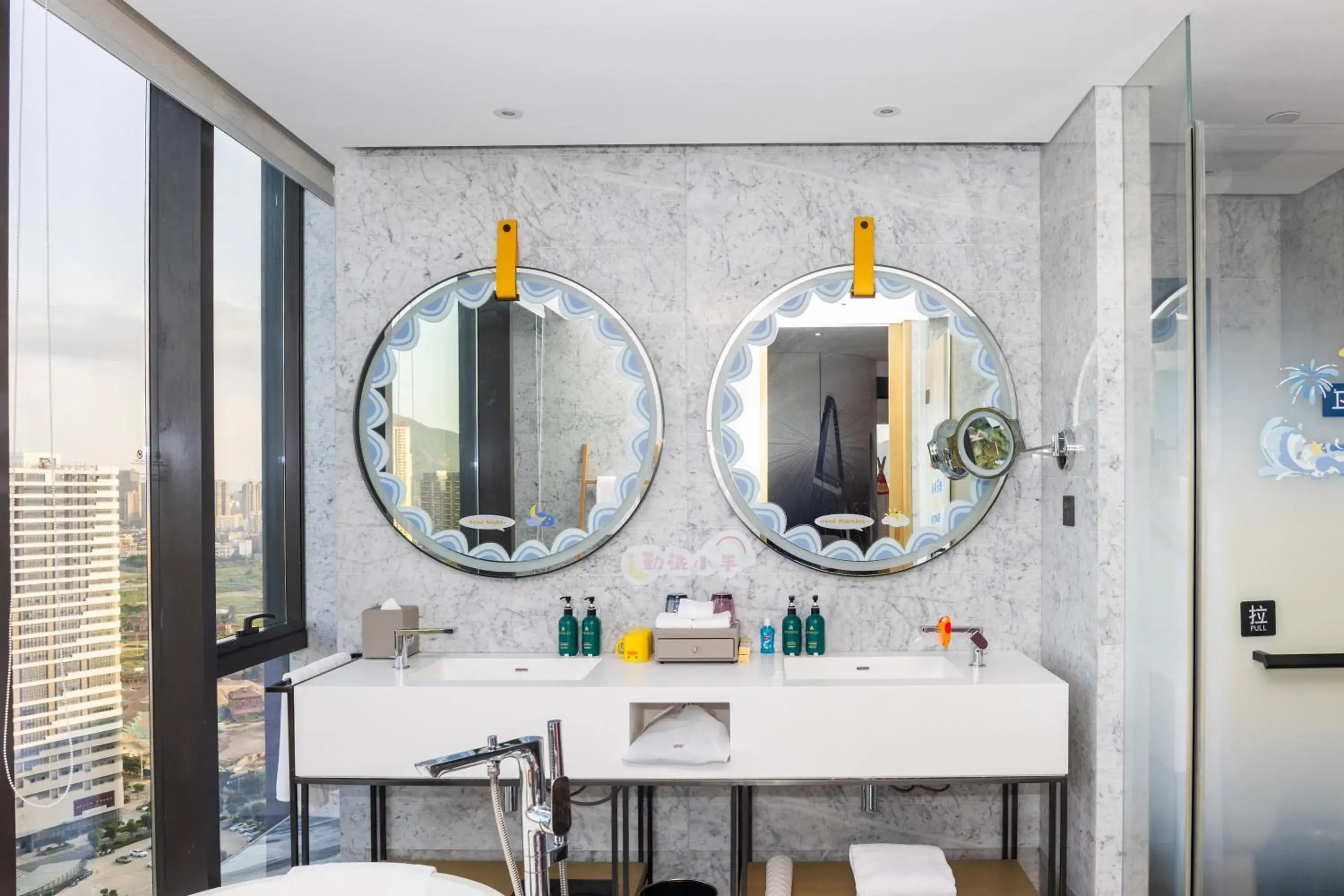 washing machine in Crowne Plaza Quanzhou Riverview by IHG washing machine in Crowne Plaza Quanzhou Riverview by IHG